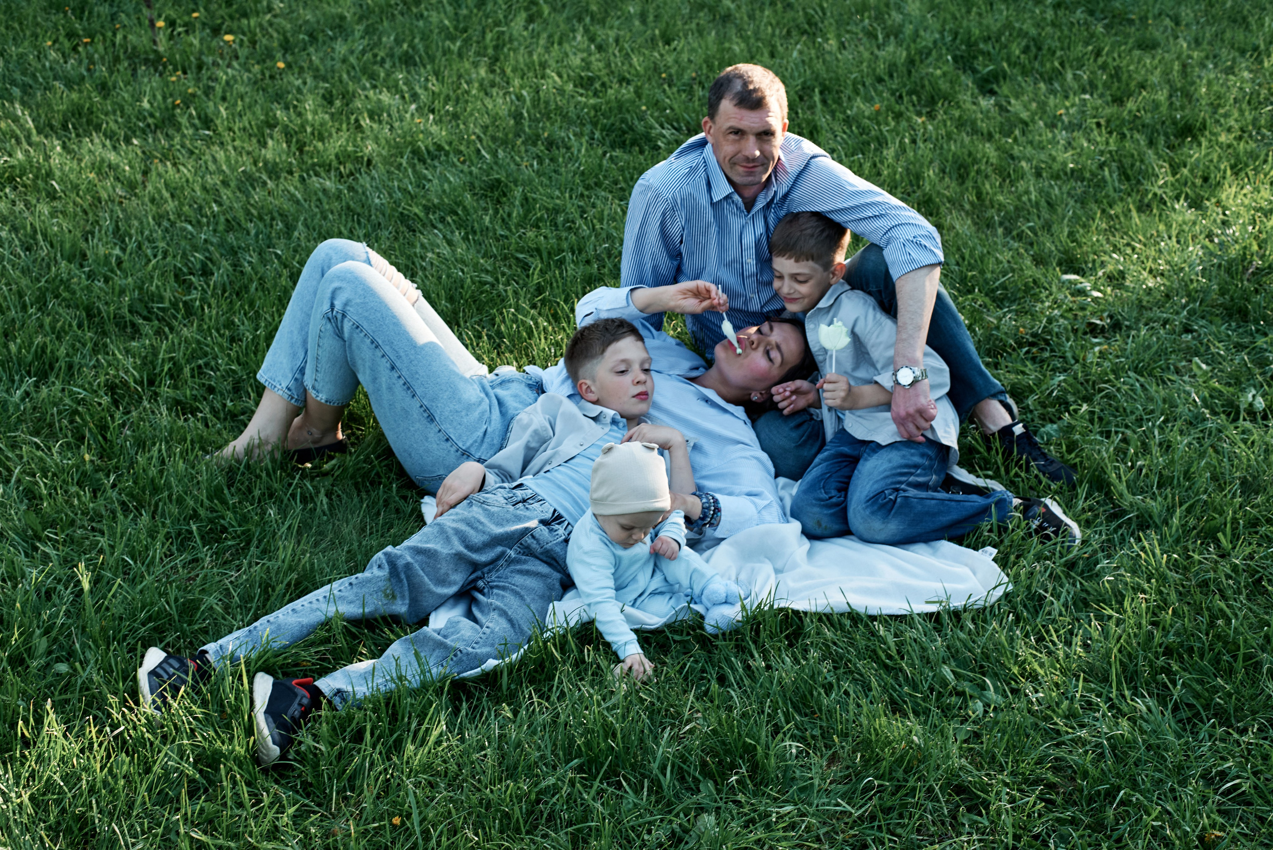 Мыльные пузыри. Семейная фотопрогулка. Семейный фотограф в Железнодорожном Масаева Елена