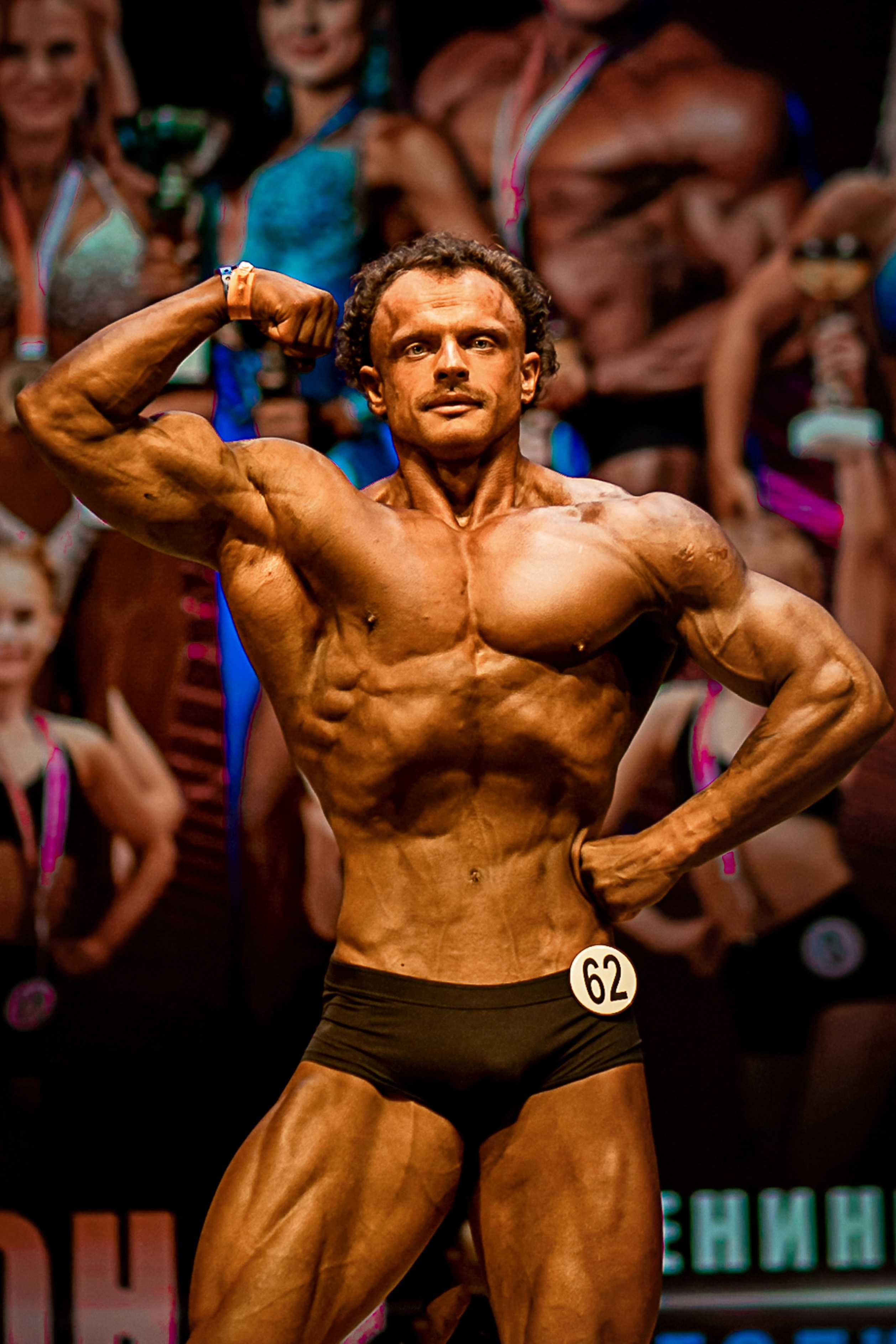 Чемпионат по Бодибилдингу 2025 Луга. Фотограф женский и мужской портрет Санкт-Петербург