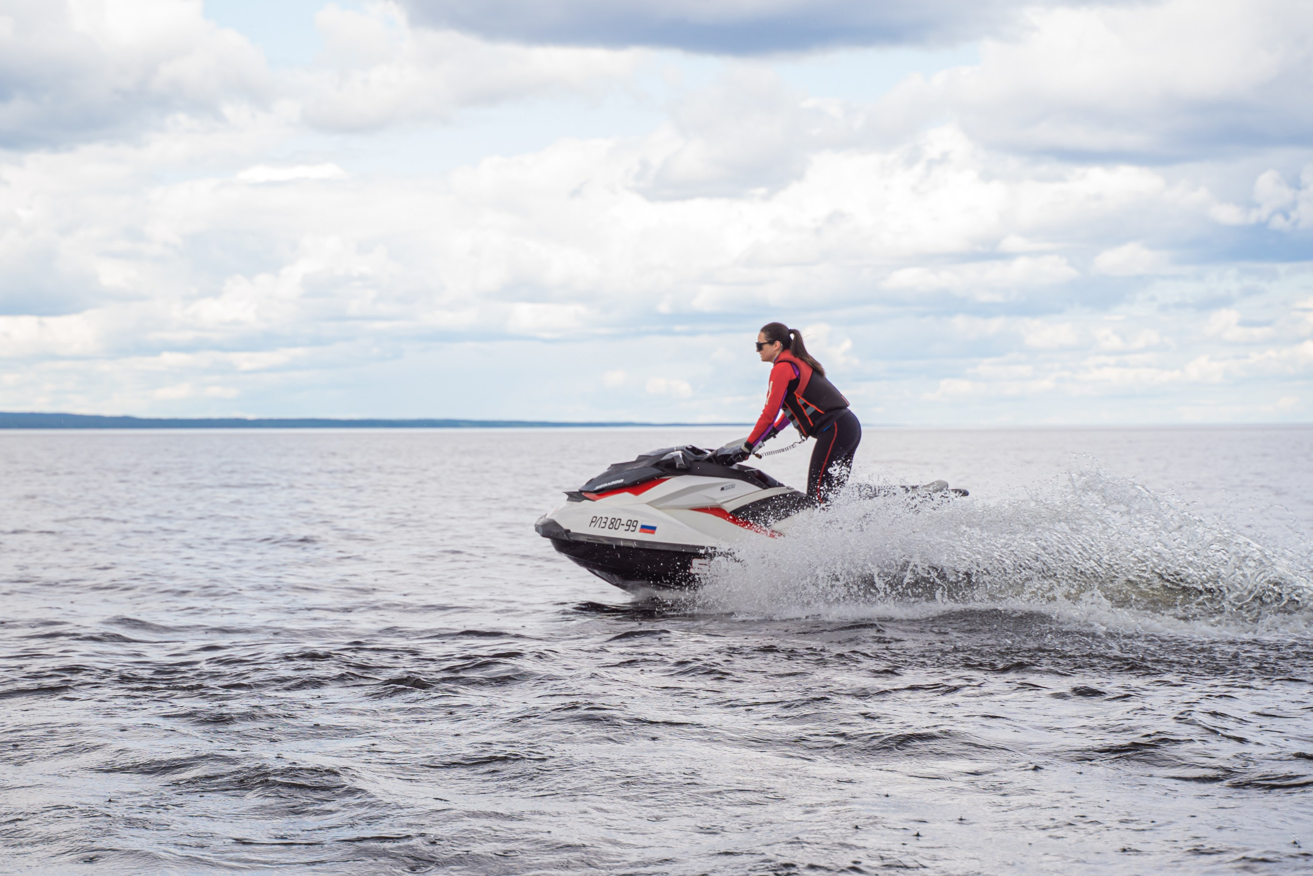 Гидровыезд в Коневский мужской монастырь. Свадебный, семейный, портретный, репортажный фотограф в Санкт-Петербурге