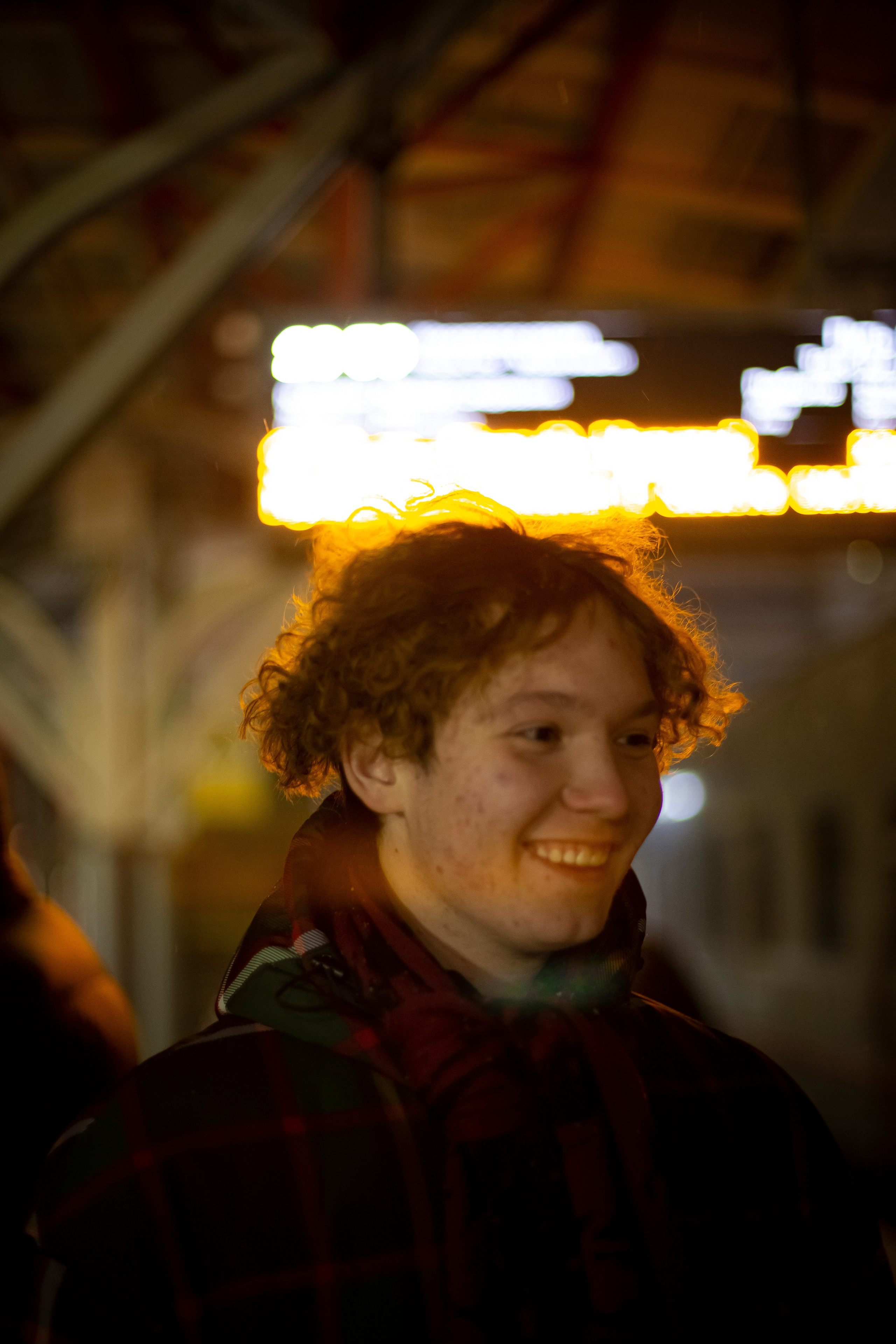 Мирил нас пустой вокзал. Репортажный и портретный фотограф Казань / Горячих Полина