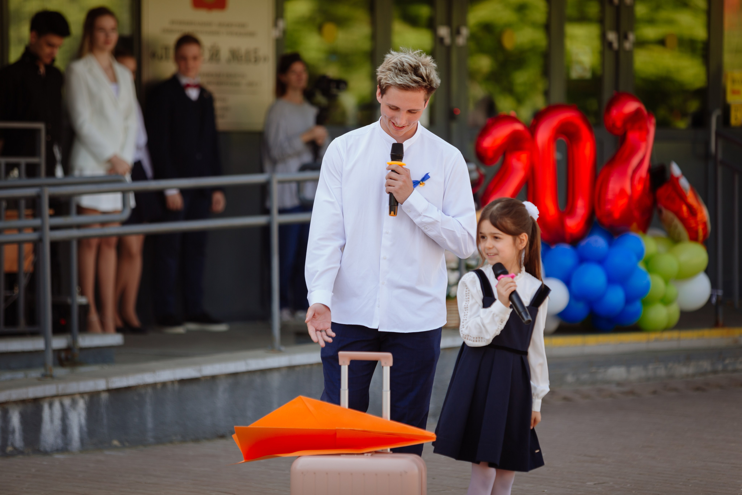 Последний звонок 2024 (2 часа фотосъемки). Профессиональный фотограф Надежда Антонова