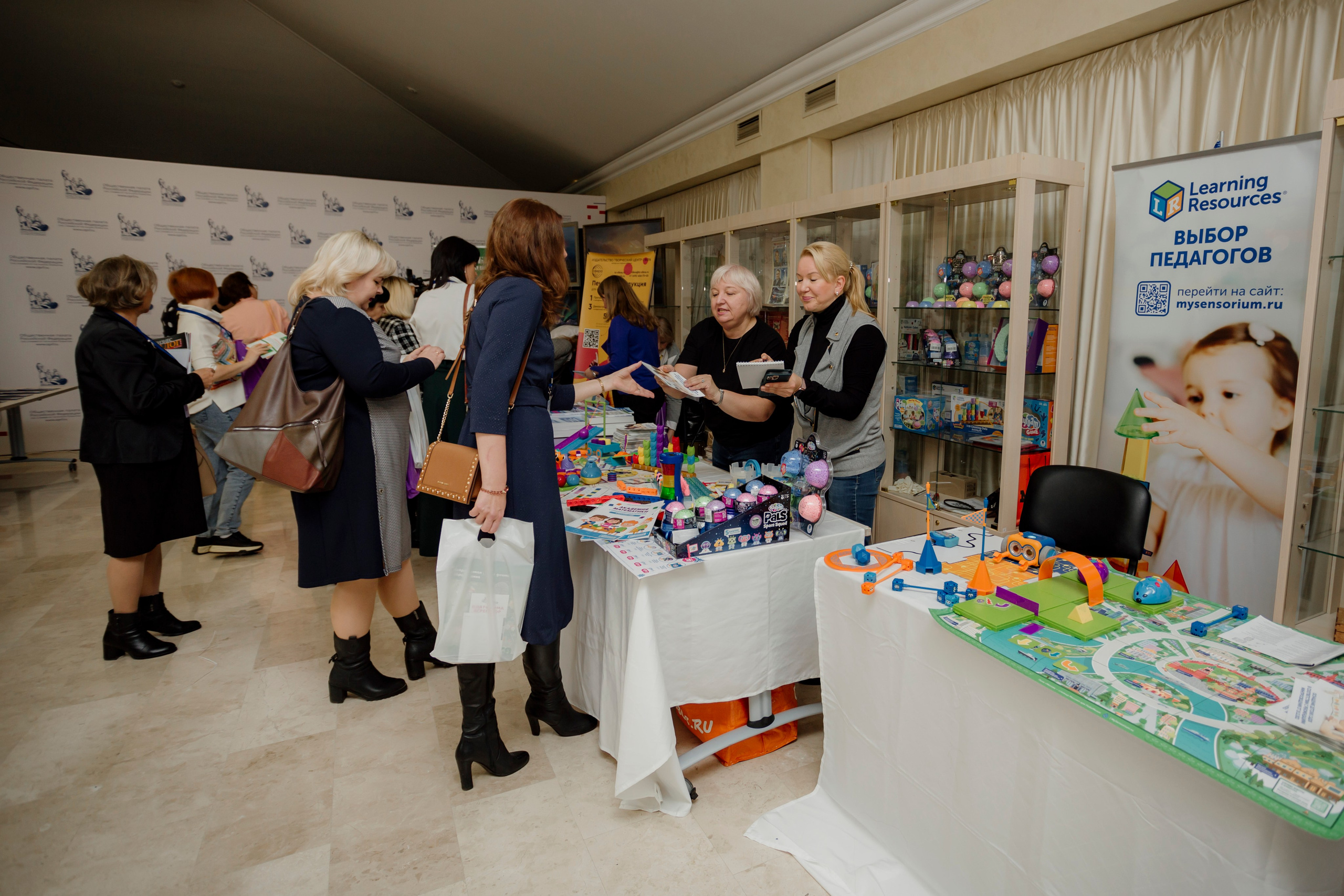 Опора России- форум Частное Образование. Деловая и Бизнес съемка в  Москве Инесса Грушко