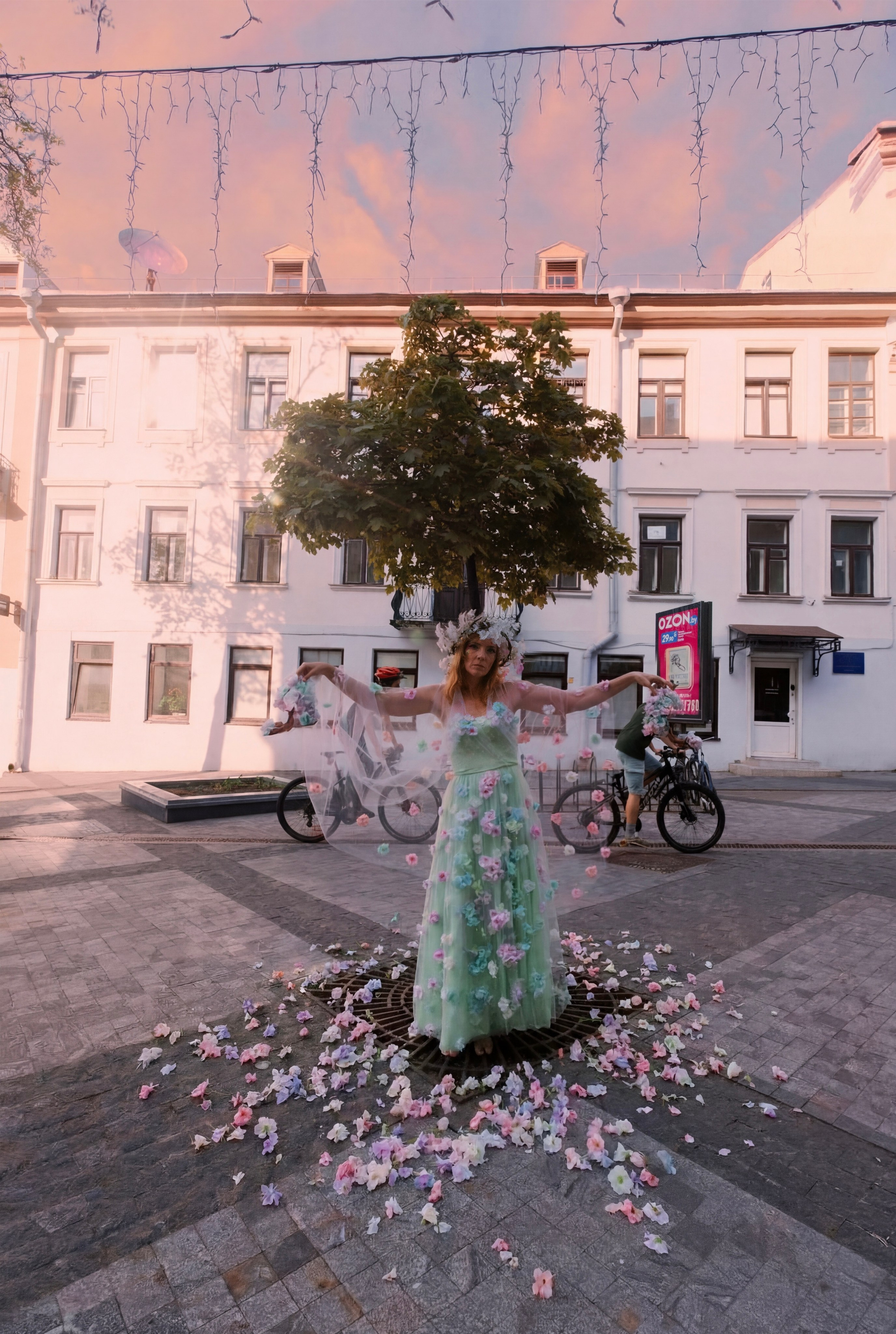 Город, встречай лето!. Фотохудожница Лина Дрейк