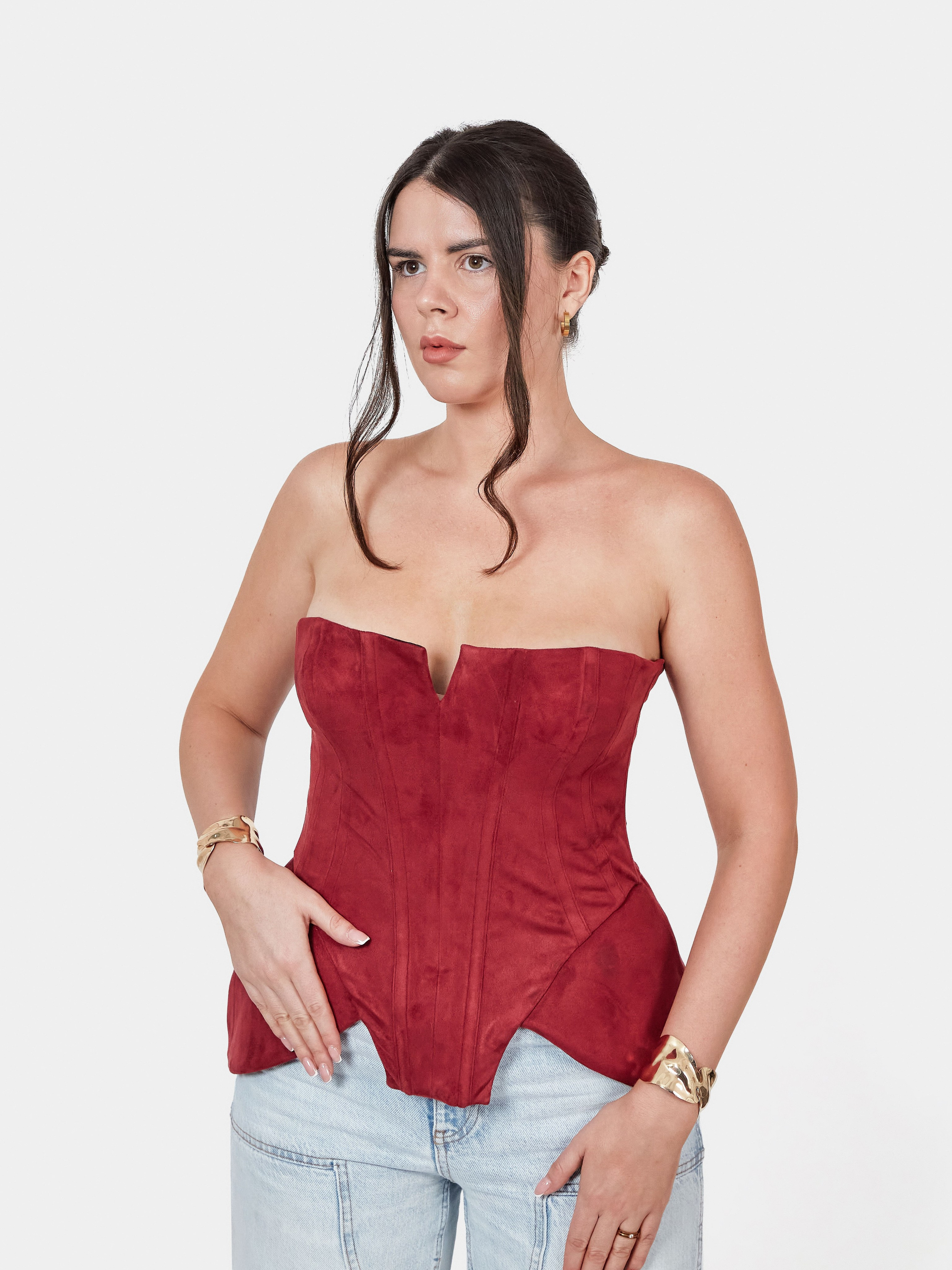 Фотосъемка с моделью на белом фоне. Коммерческий фотограф в Москве Павел Володин