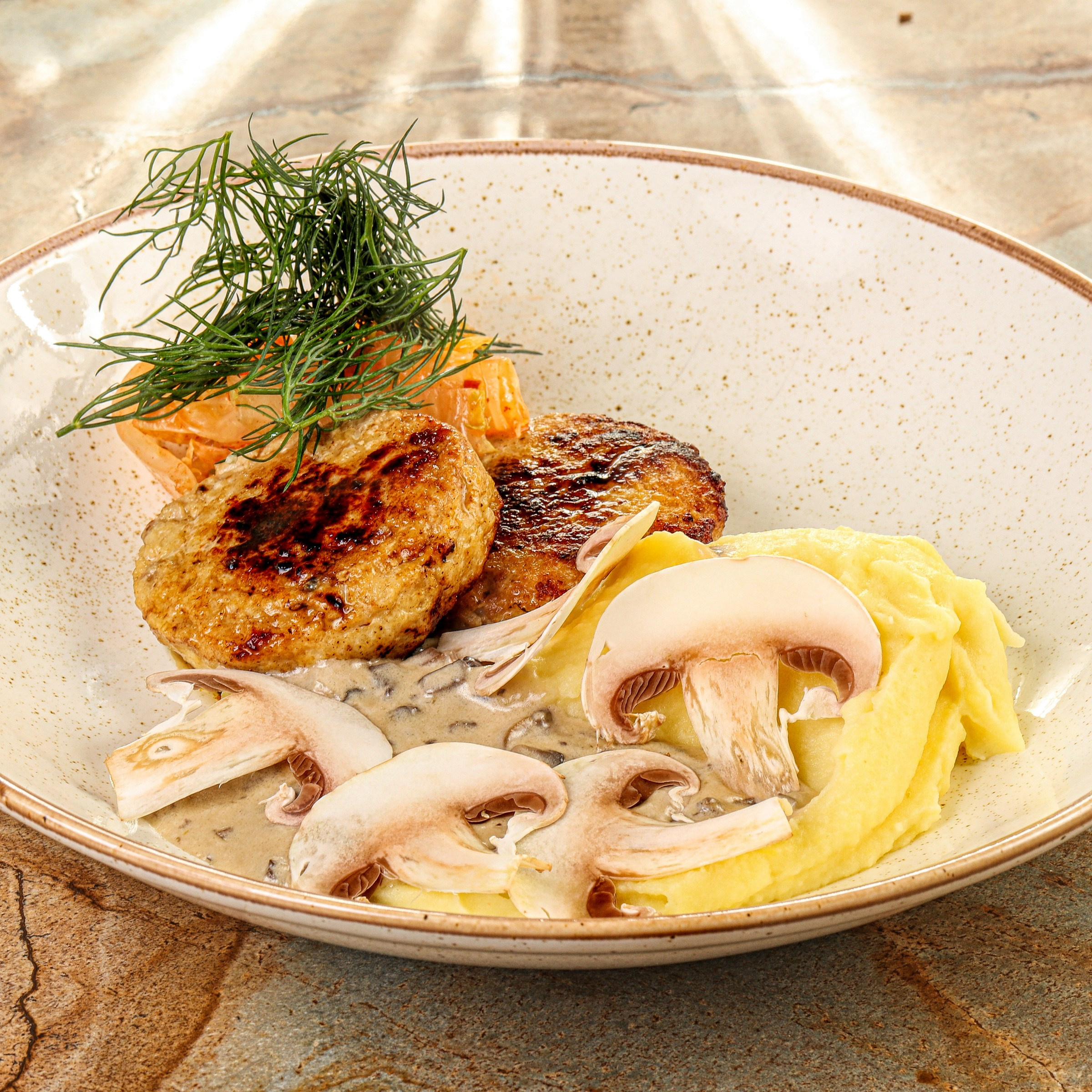 Фотосъемка блюд европейской кухни. Заказ по тел.: +7 (906) 006-90-22. Фуд-фотограф Андрей Старостин — съемка еды в Москве. 9000 руб. в час