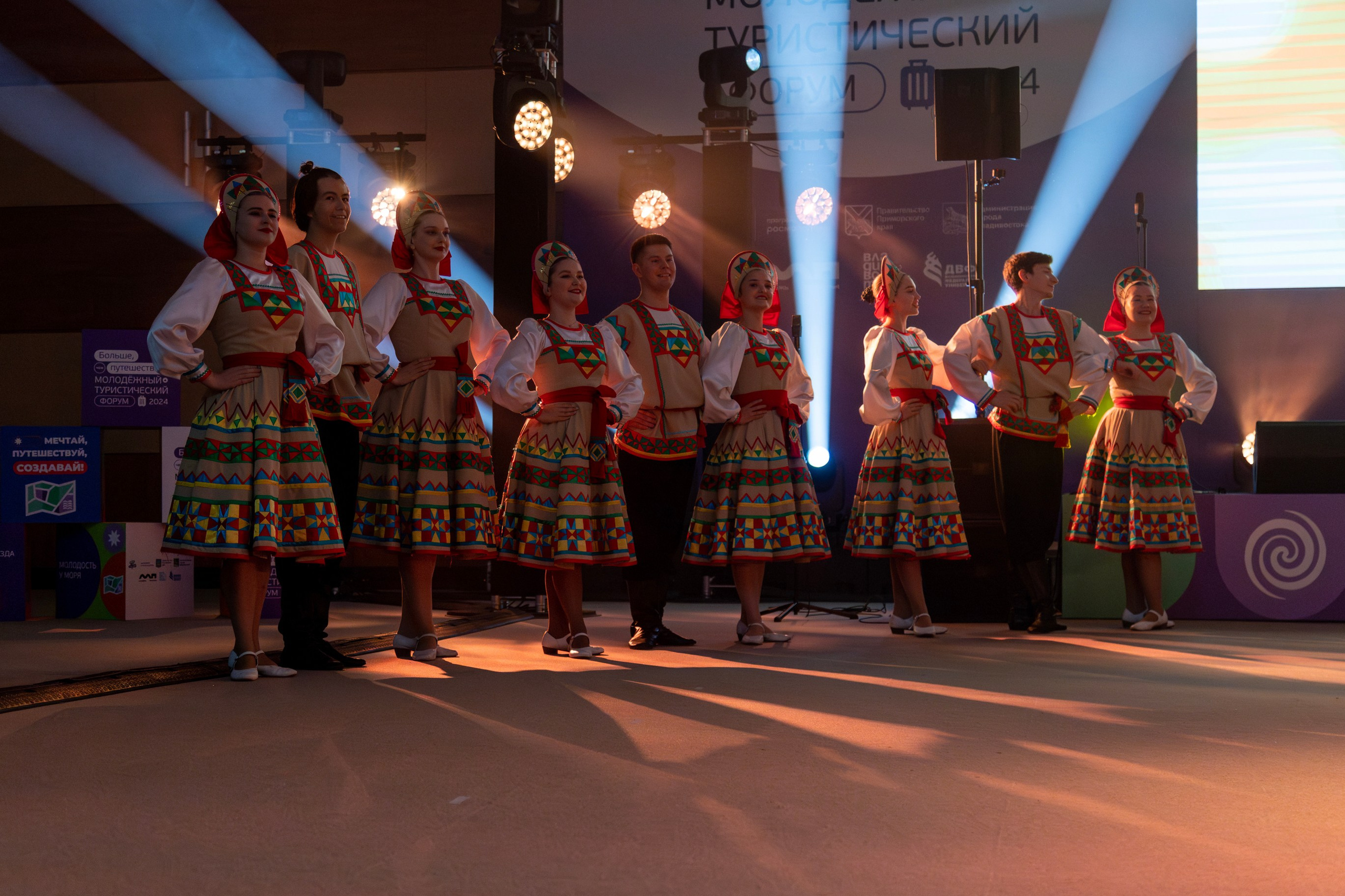 Всероссийский конкурс Проводники смыслов. Репортажный и портретный фотограф в Владивостоке