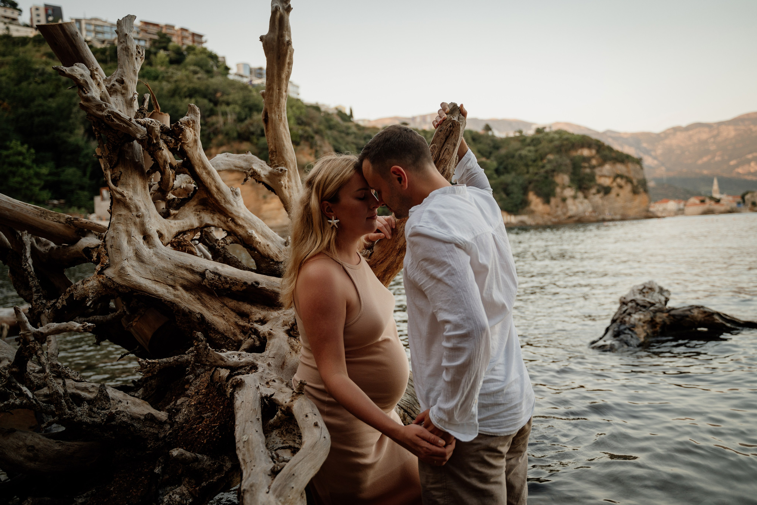 Romantic Wedding Photography in Herceg-Novi by a Professional Photographer. Photographer in Montenegro | Фотограф в Черногории