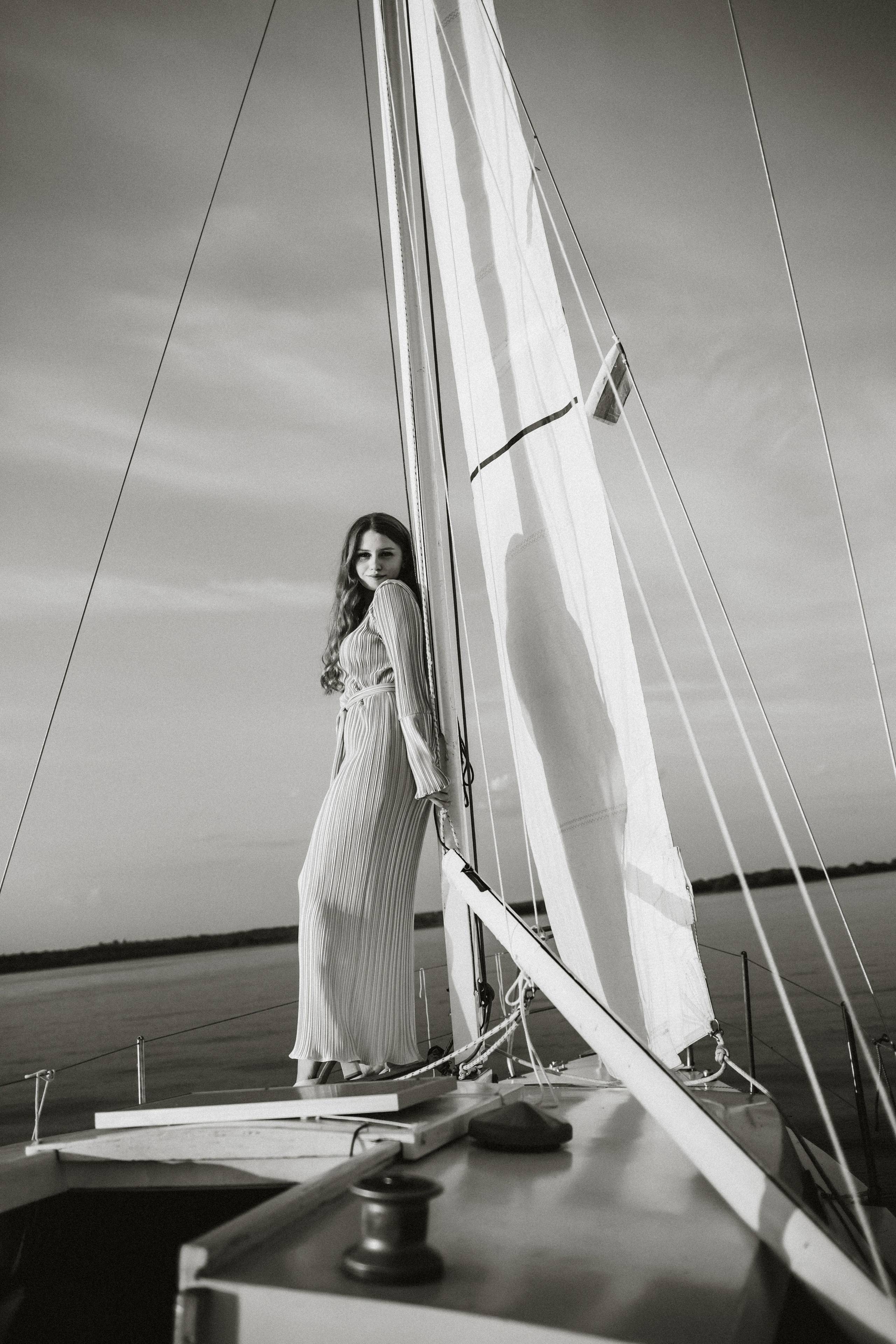 Настя летняя закатная съемка на яхте. Портретный и семейный фотограф в Саратове Елена Шустова