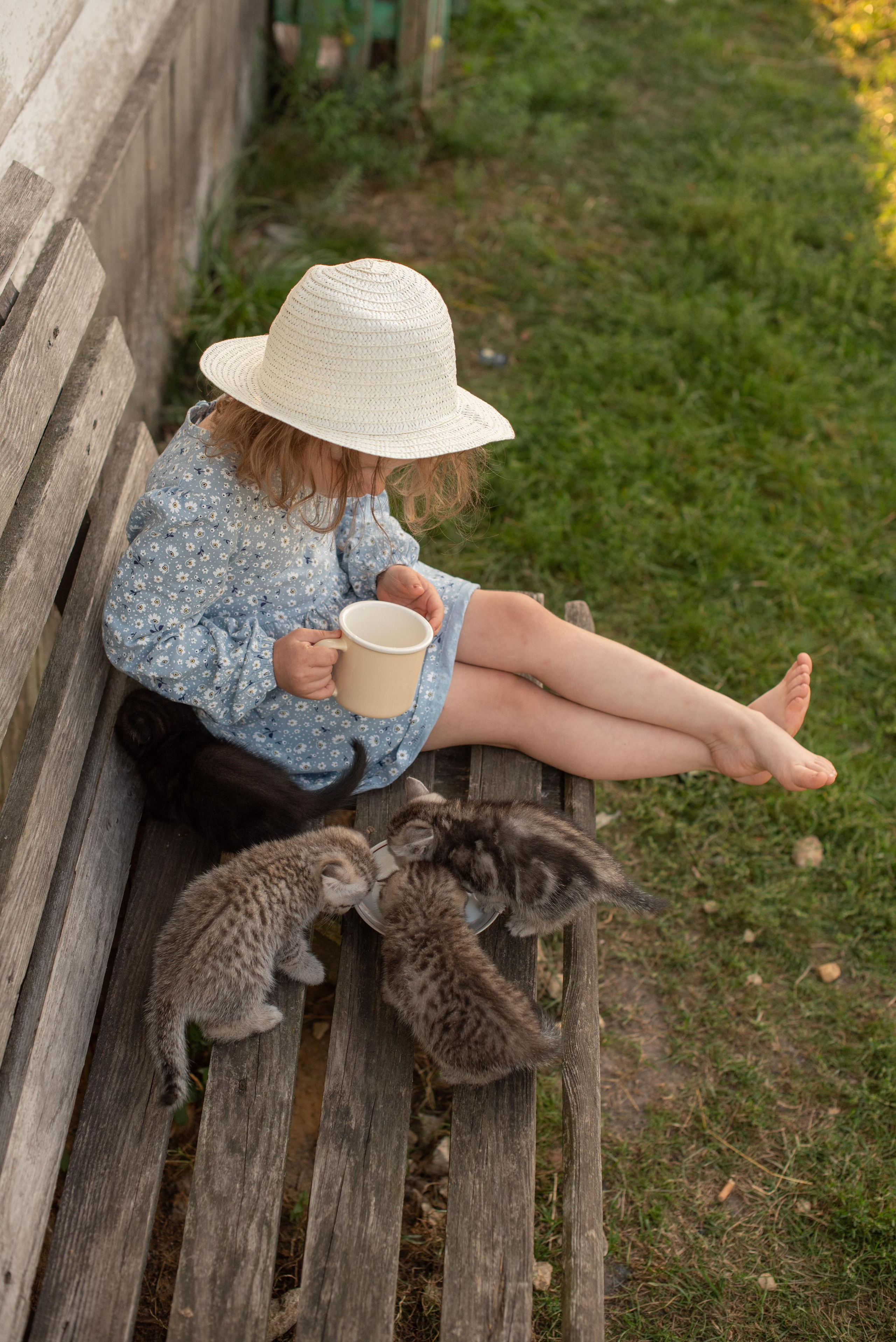 Детская съемка. Вика в деревне