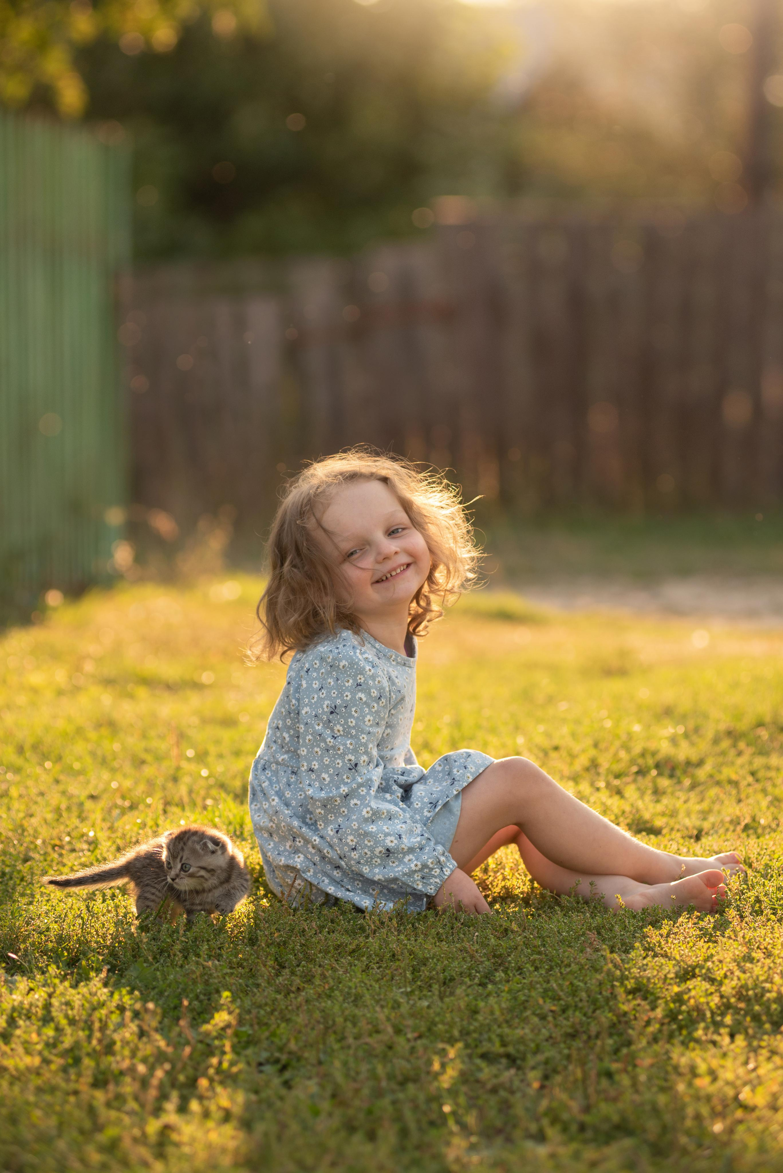 Детская съемка. Вика в деревне