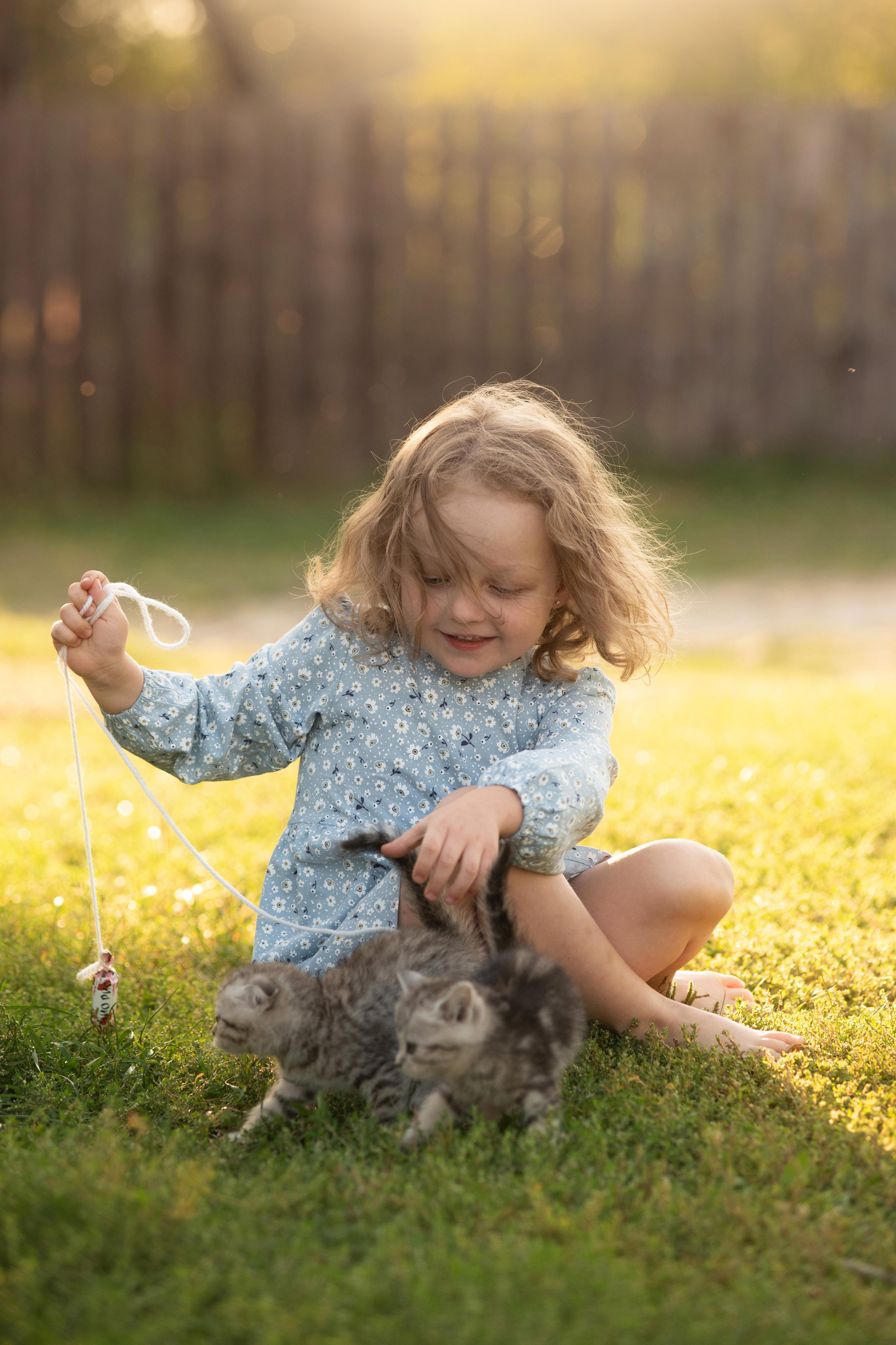 Детская съемка. Вика в деревне