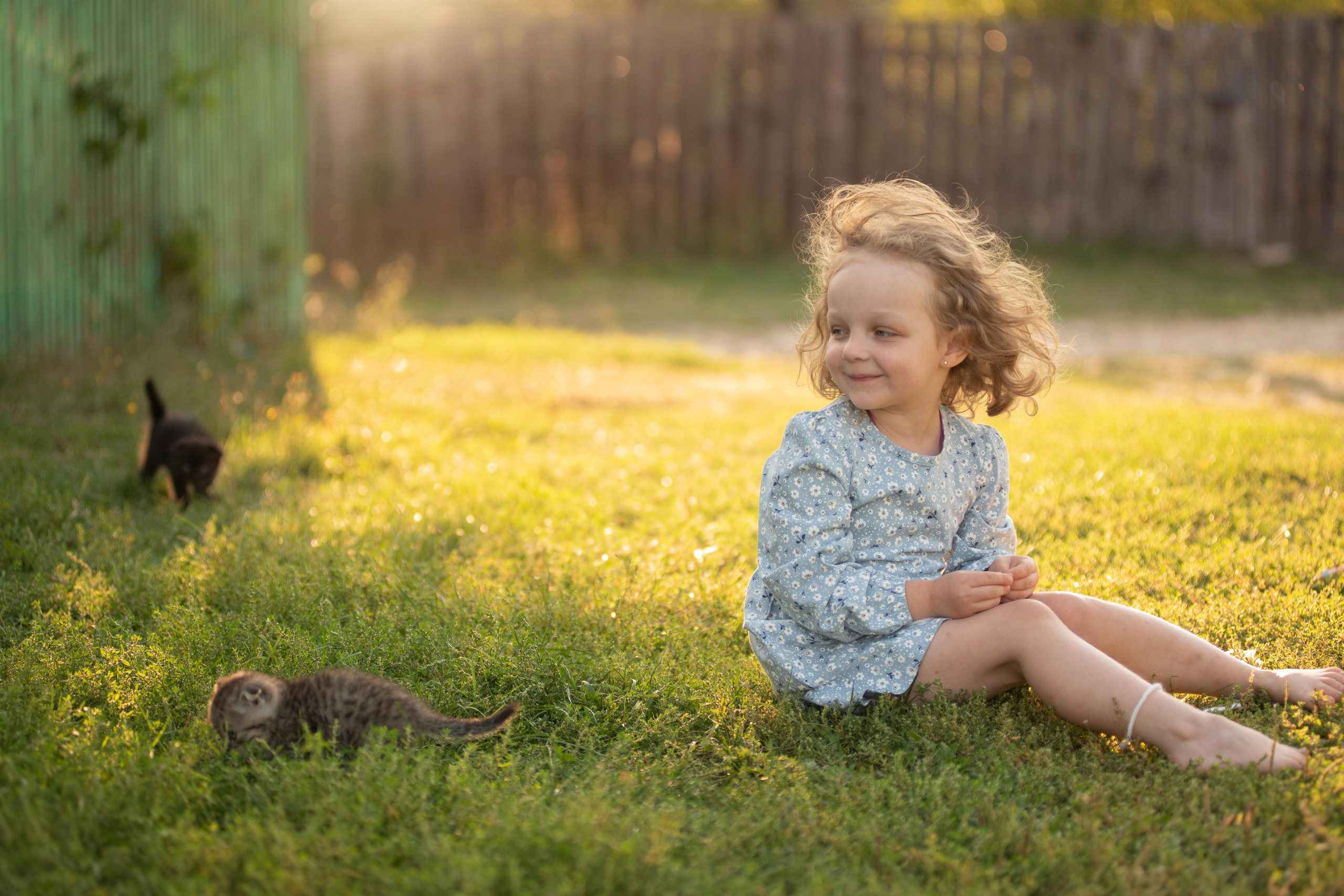 Детская съемка. Вика в деревне