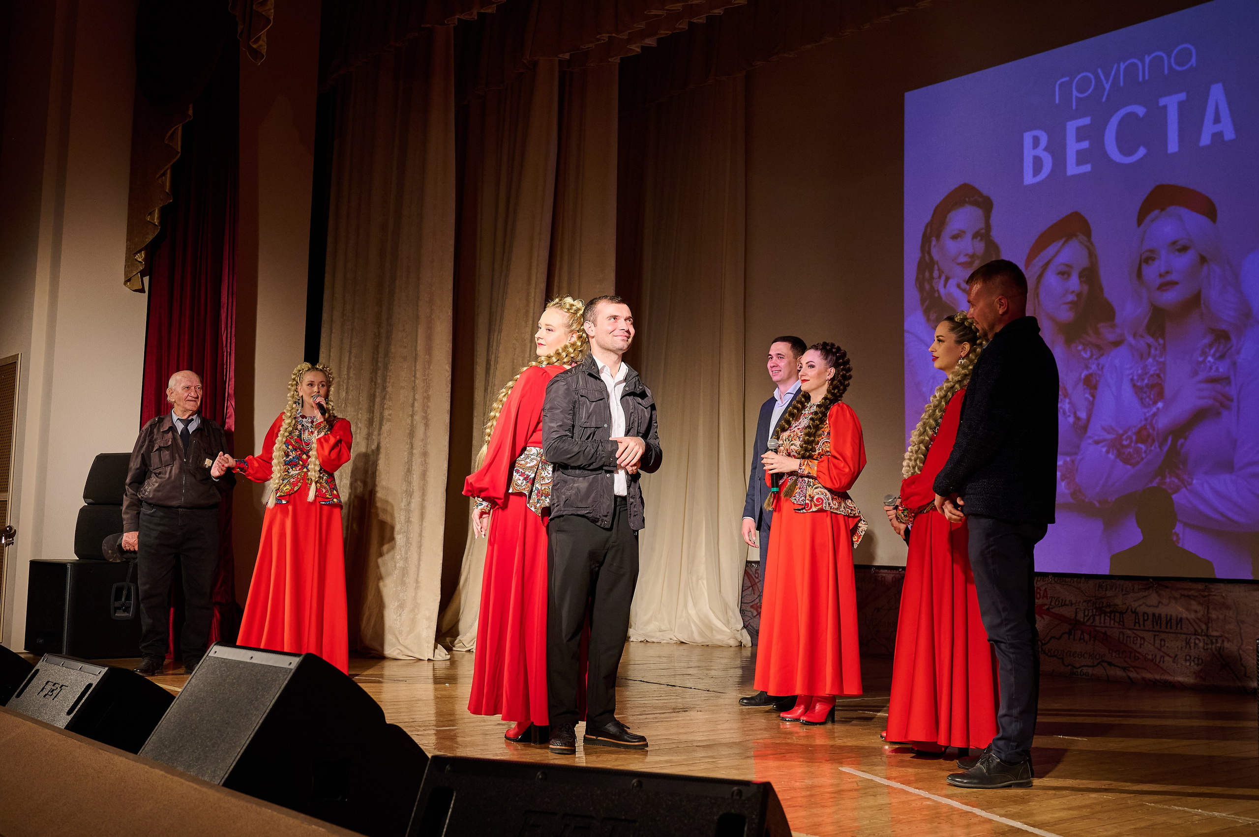 Веста в Кабардинке. Жизнь курорта Кабардинка в фотографиях