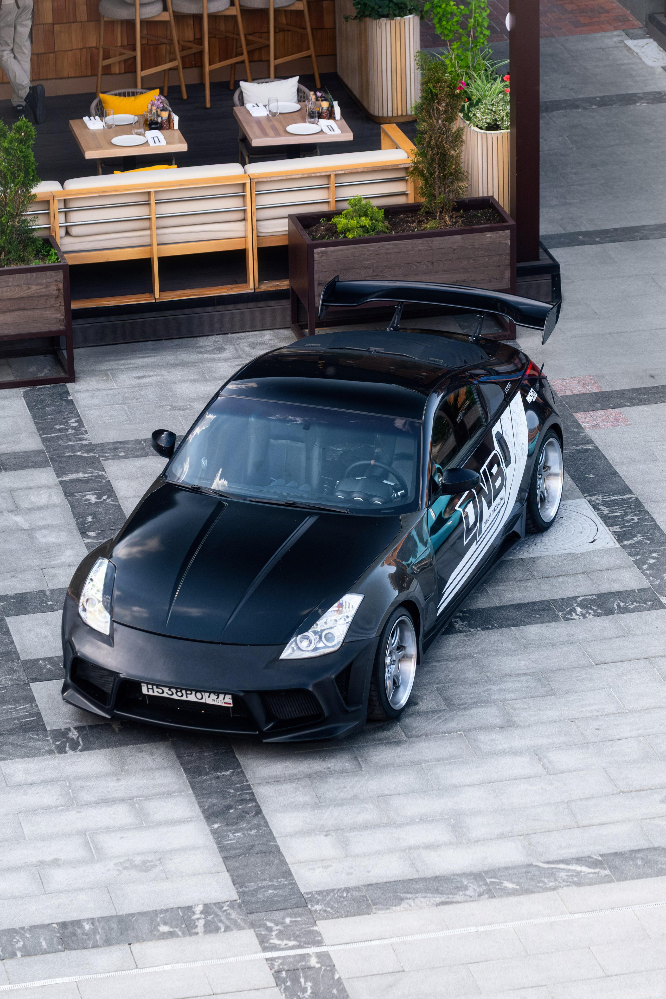 Автовыставка Nissan Z. Malenkyia