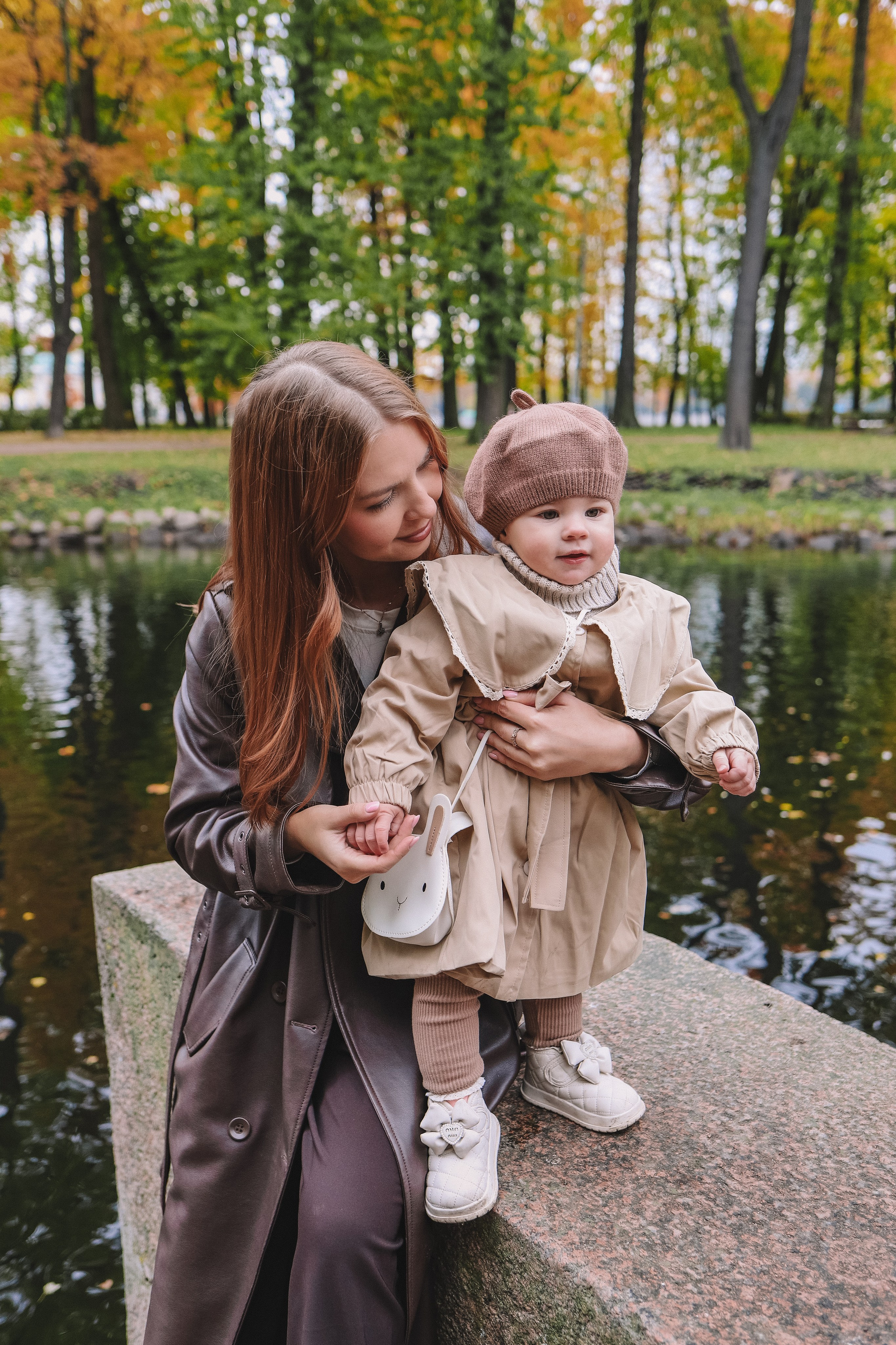 Мамы с дочками в осеннем парке. Фотограф Олеся Беляева | Санкт-Петербург и Ленобласть