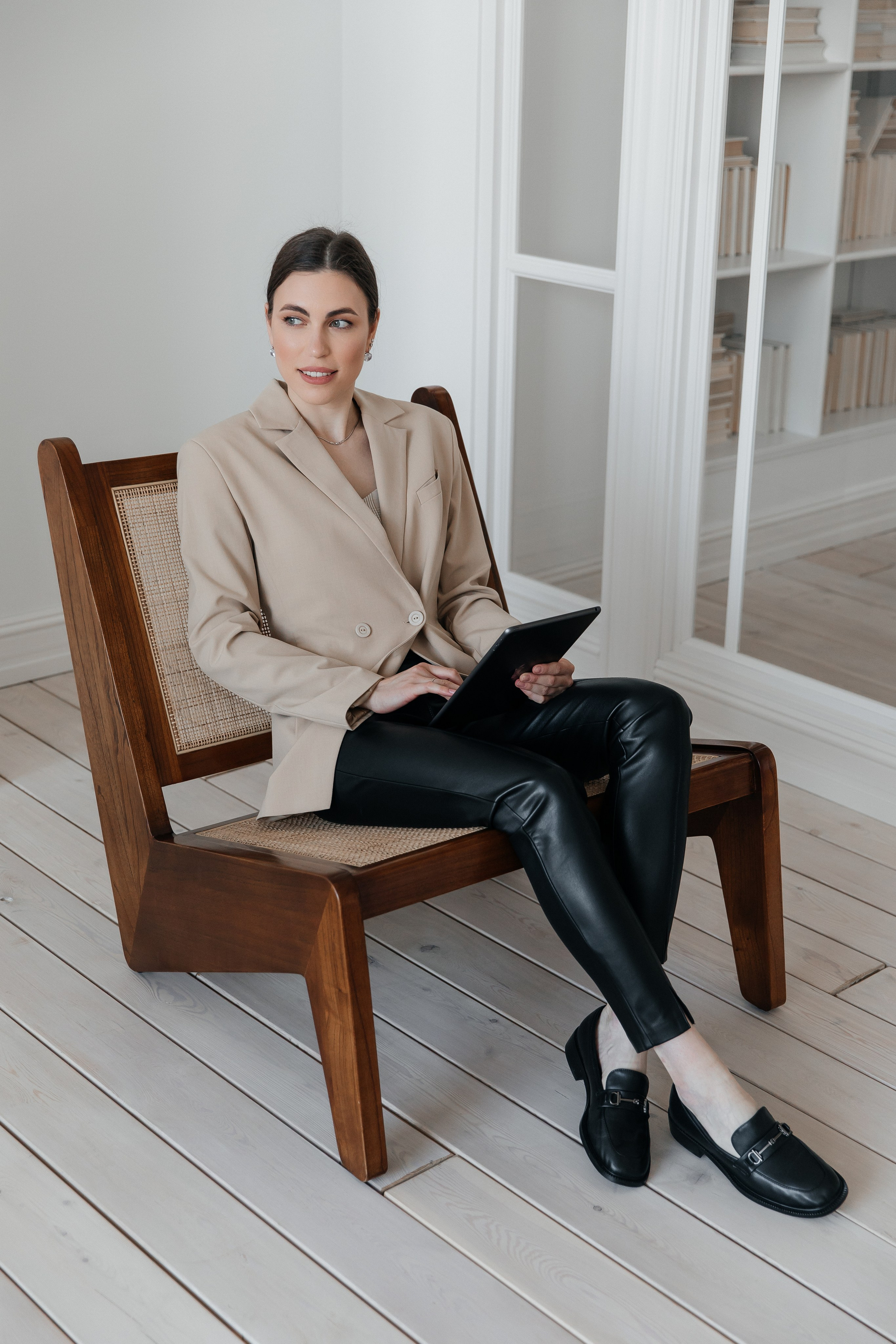 Контент для переводчика. Свадебный фотограф Виктория