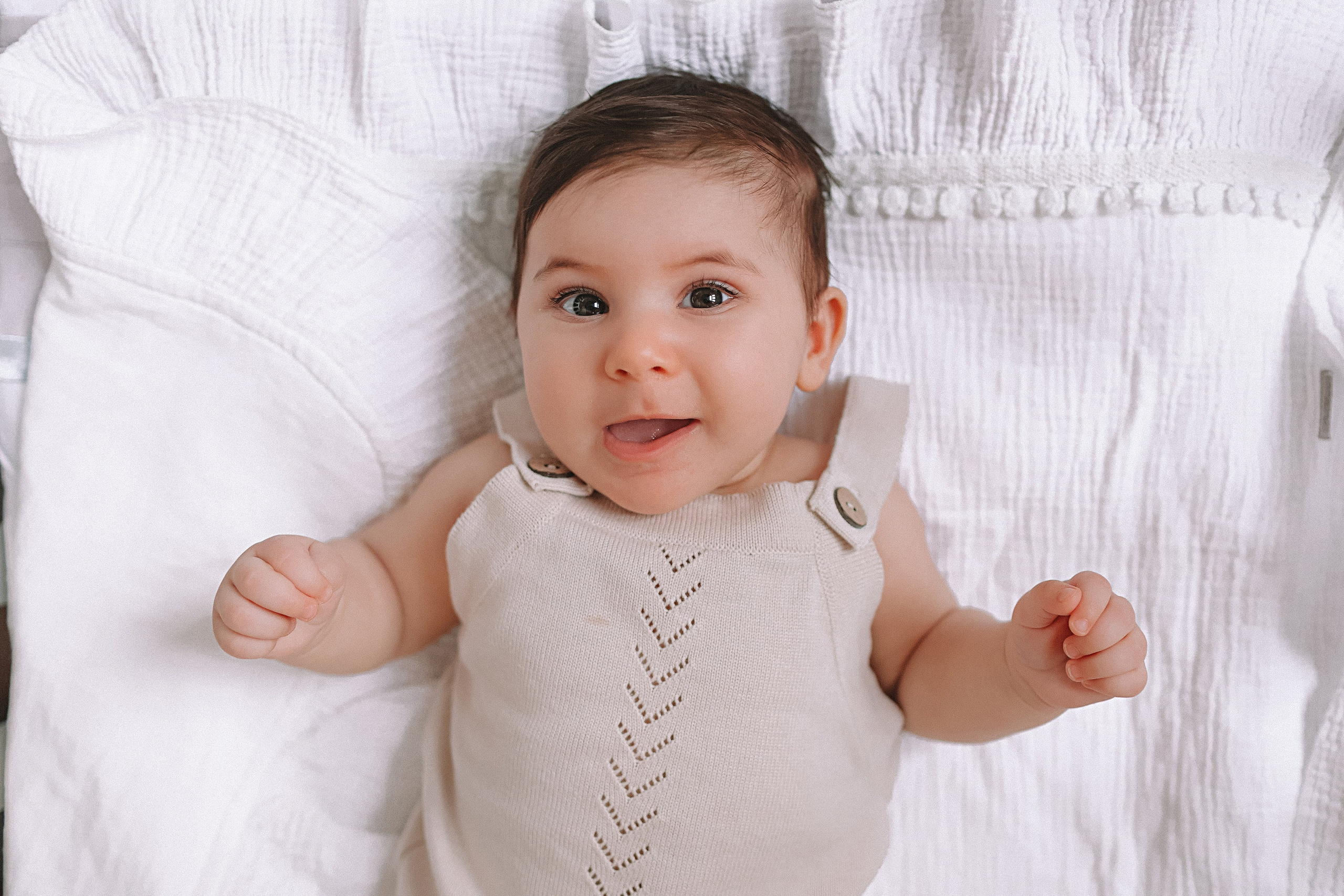 С малышкой. Семейный фотограф Тюмень, фотограф на роды Салмина Мария