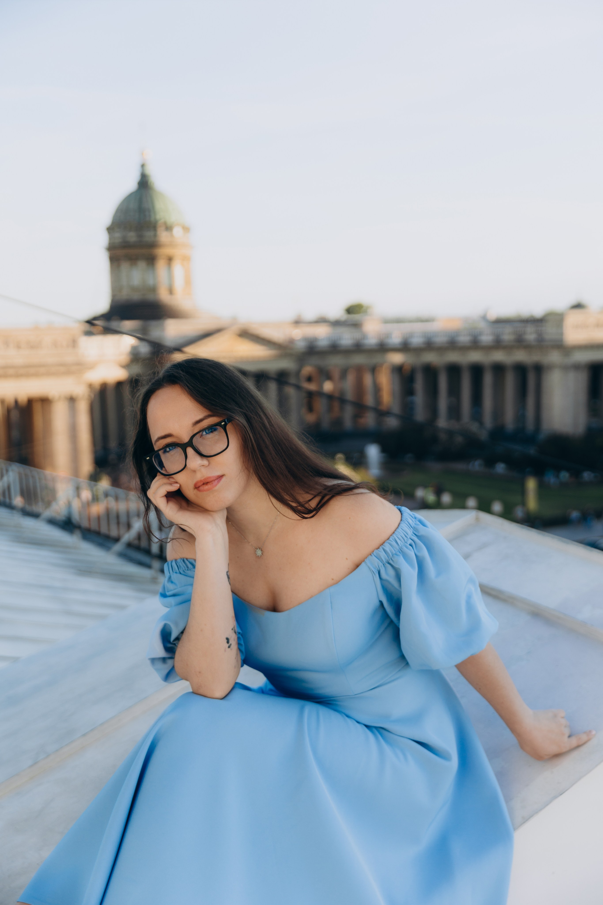 Фотосессия на крыше в Санкт-Петербурге, с видом на Зингер, Казанский собор, Думскую башню и Спас-на-Крови