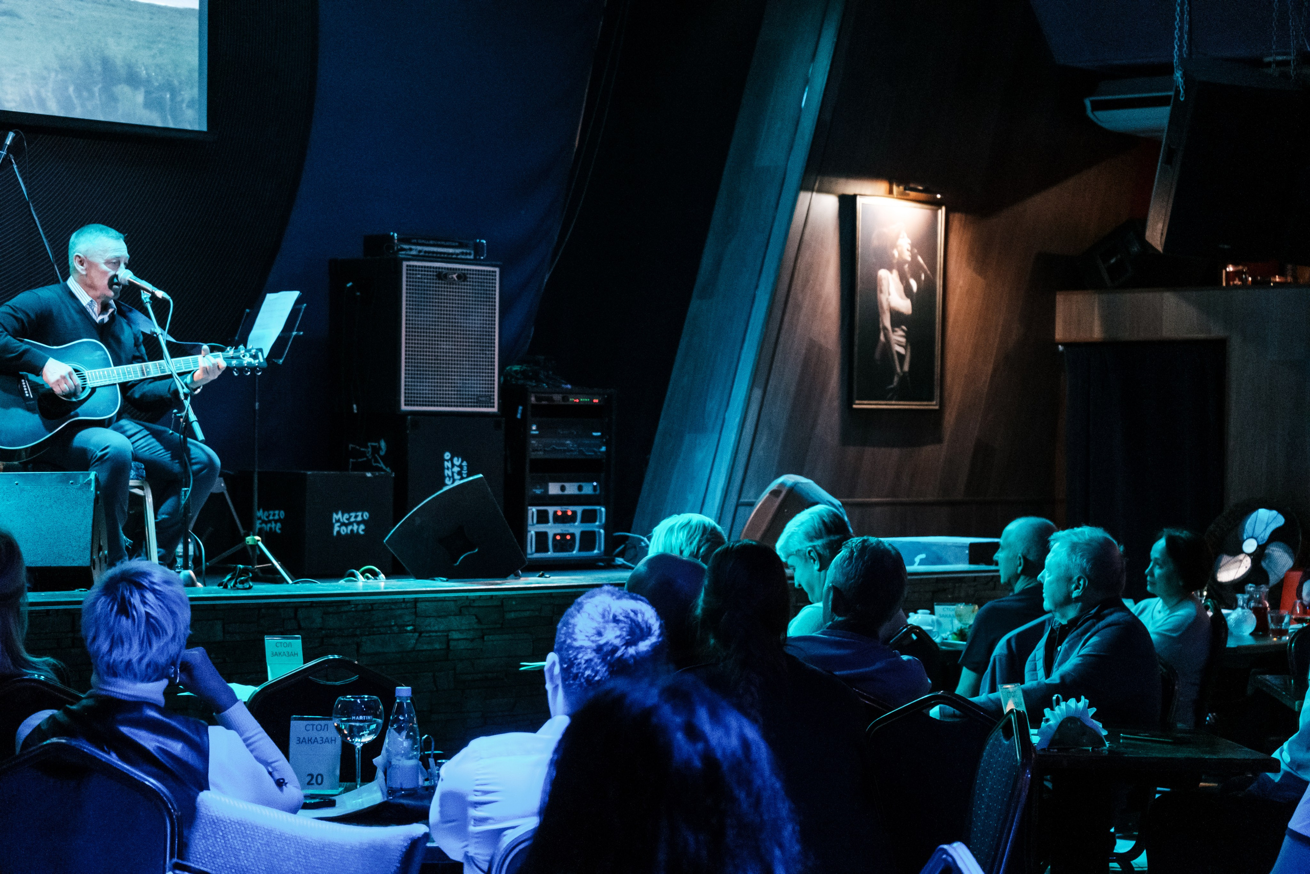 Вадим Захаров, автор и исполнитель песен об авиации