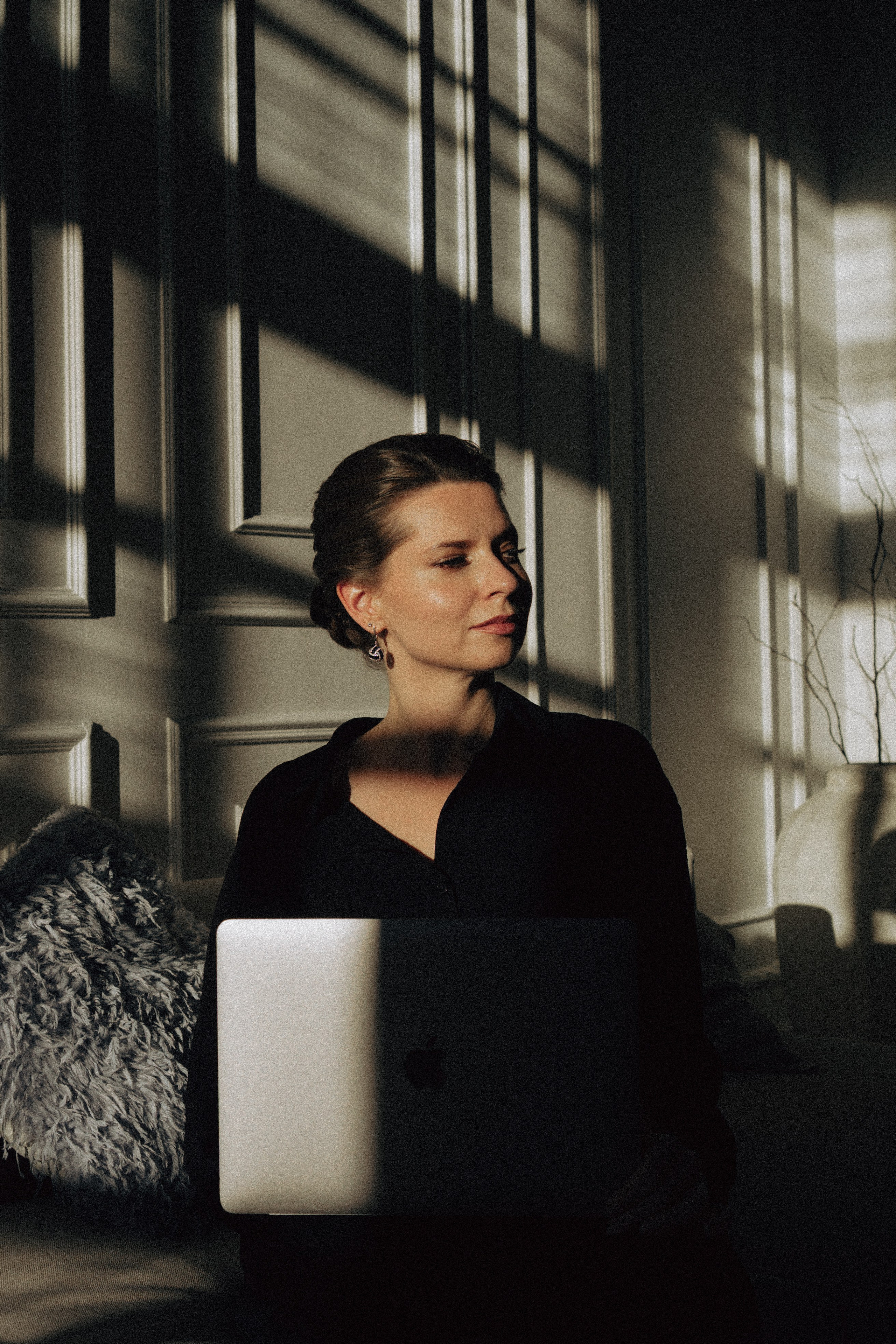 ФОТОСЕСИИЯ В СТУДИИ ДЛЯ ДЕВУШКИ ПСИХОЛОГА. Профессиональный фотограф, Санкт-Петербург — Виктория Богомолова