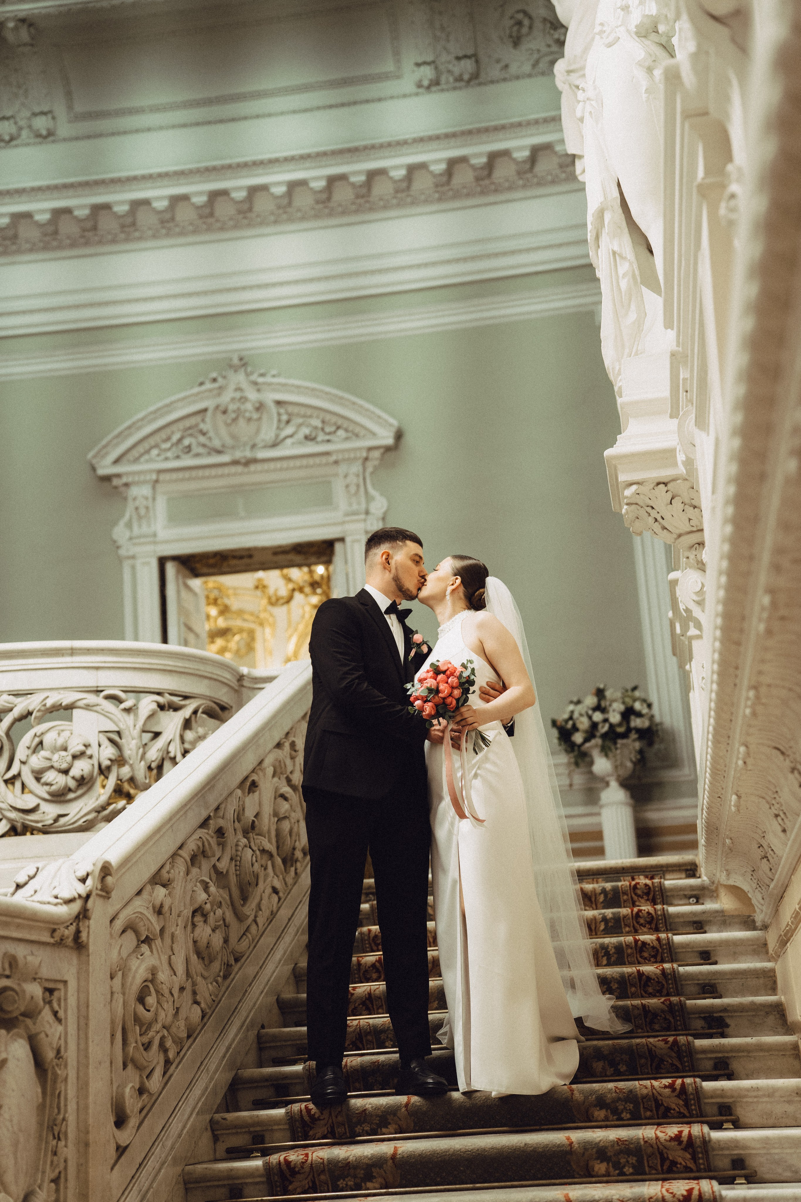 СВАДЕБНАЯ СЬЕМКА В ПЕВОМ ДВОРЦЕ БРАКОСОЧЕТАНИЯ. Профессиональный фотограф, Санкт-Петербург — Виктория Богомолова