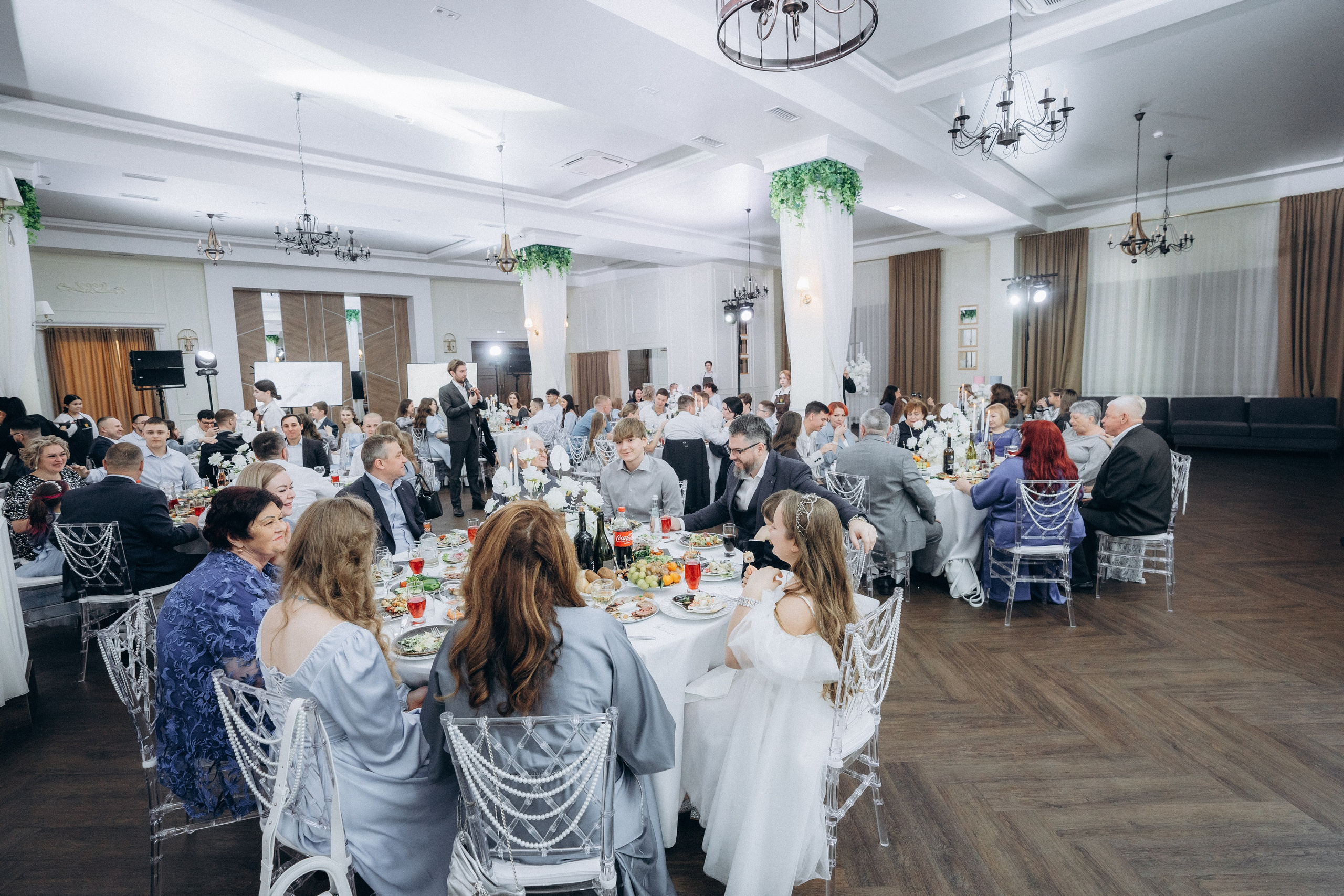СЬЕМКА СВАДЕБНОГО БАНКЕТА (СНЯТО В СИБИРЕ В НИЖНЕВАРТОВСКЕ). Профессиональный фотограф, Санкт-Петербург — Виктория Богомолова