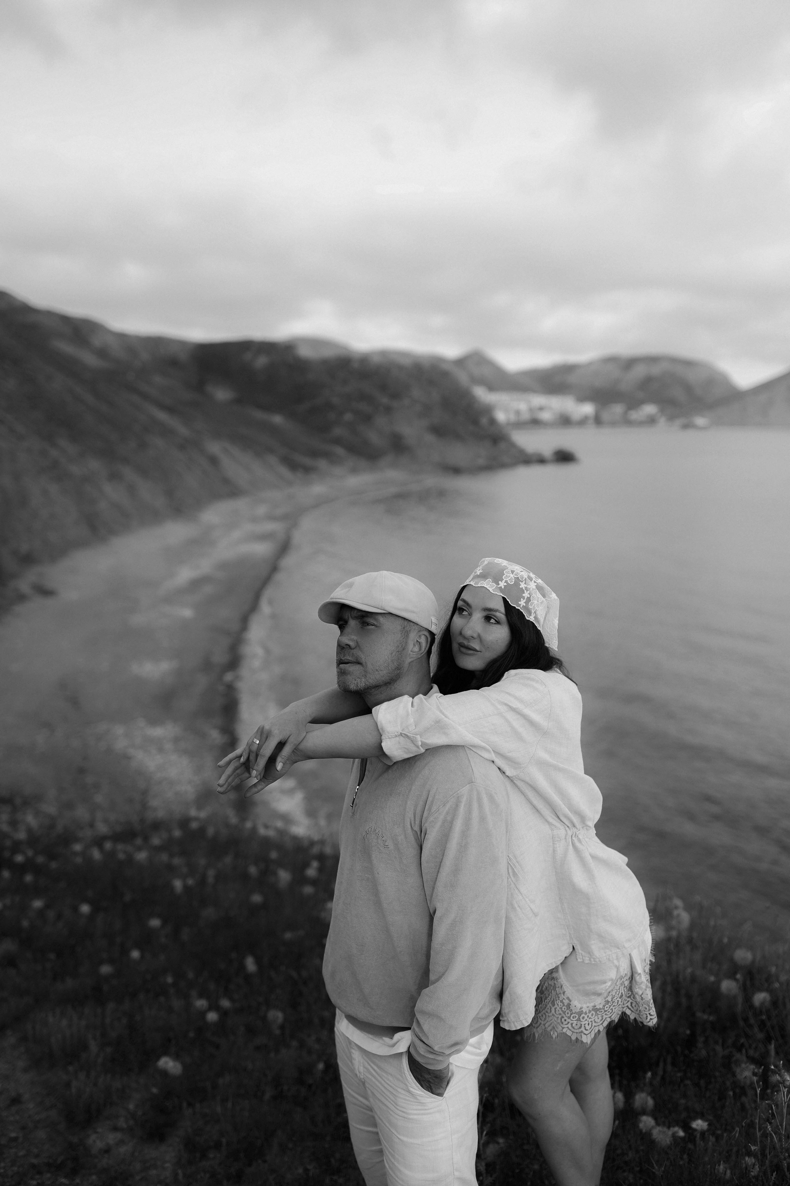 У Холмов. Свадебный и семейный фотограф Судак, Крым, Симферополь, Феодосия, Коктебель и по России