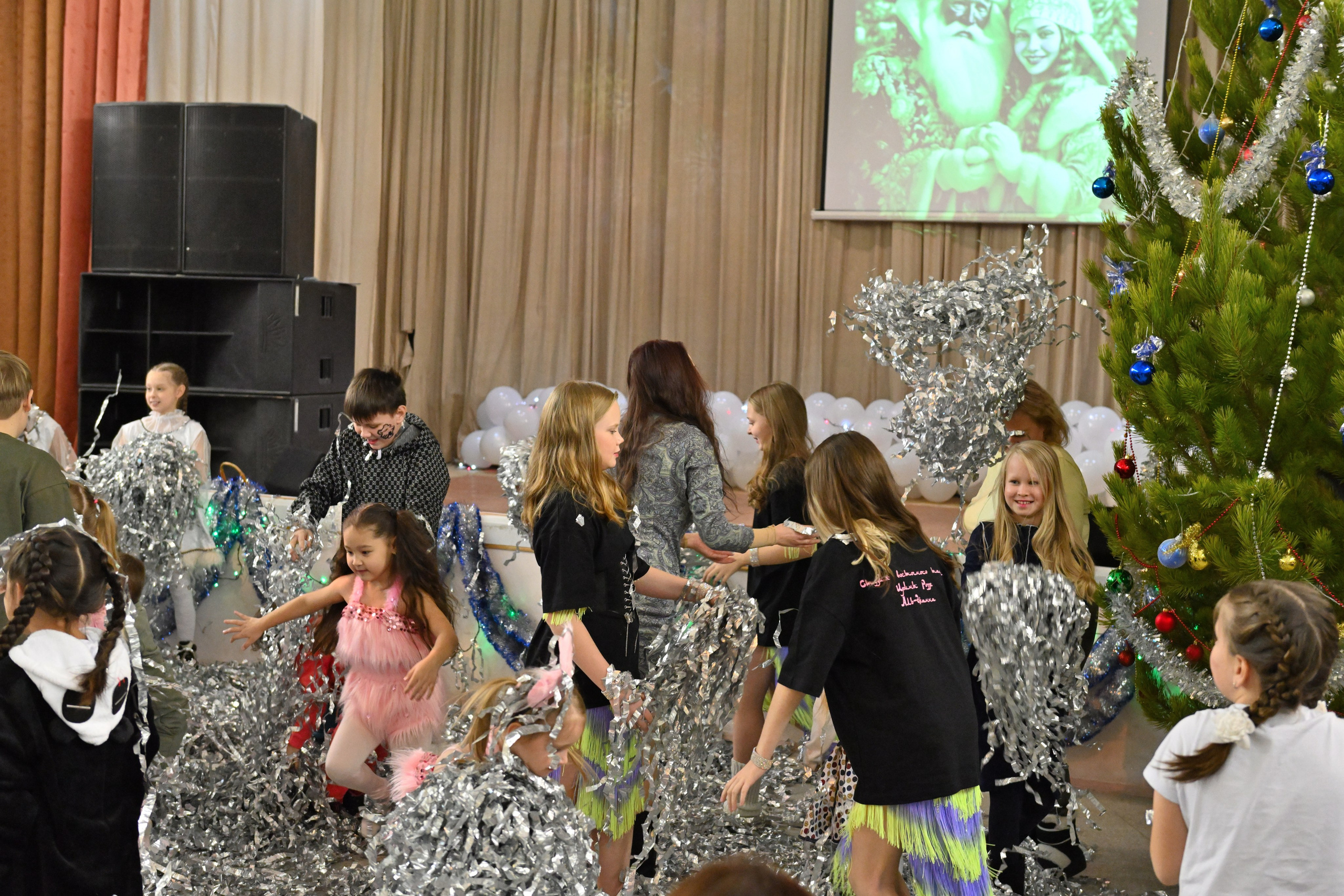 2025-12-14 Танцы. Снежинск фото Андрианов