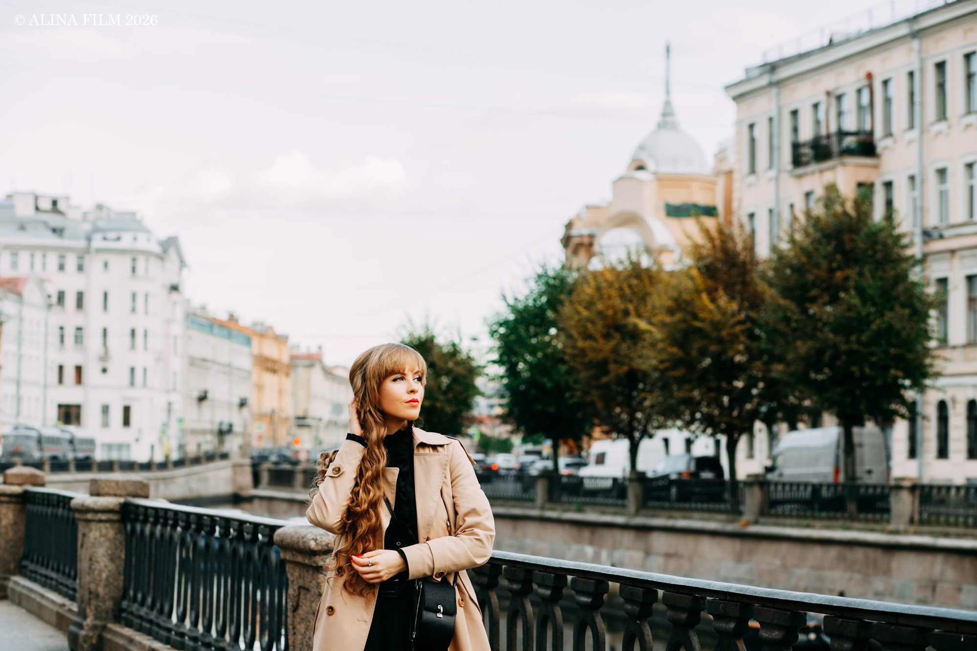 Фотопрогулка: Казанский собор, Банковский мост, Львиный мост, Мариинский театр. Фотограф в Санкт-Петербурге Alina Film