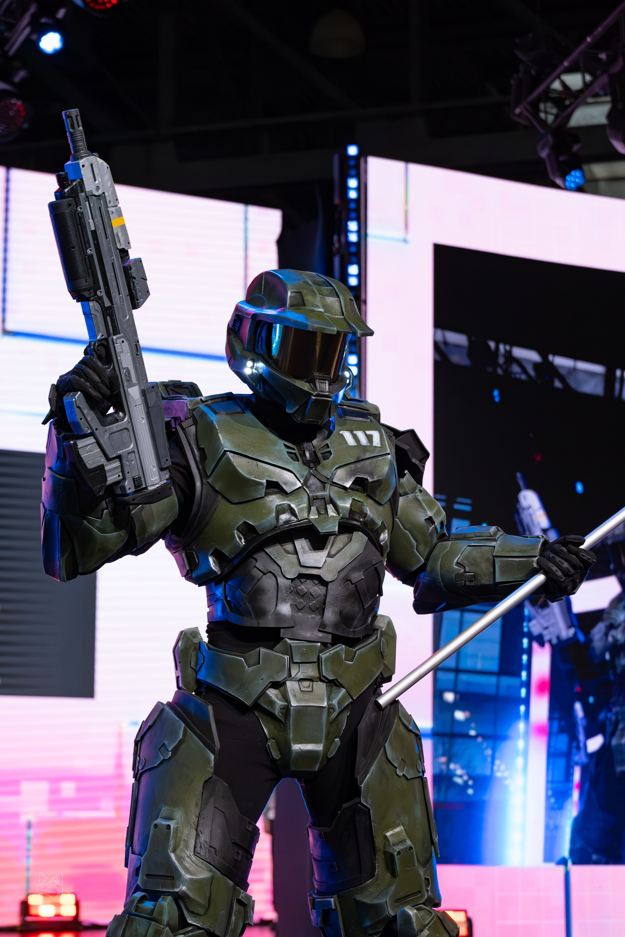 Сцена РЭД ЭКСПО 2024. Косплей фотограф