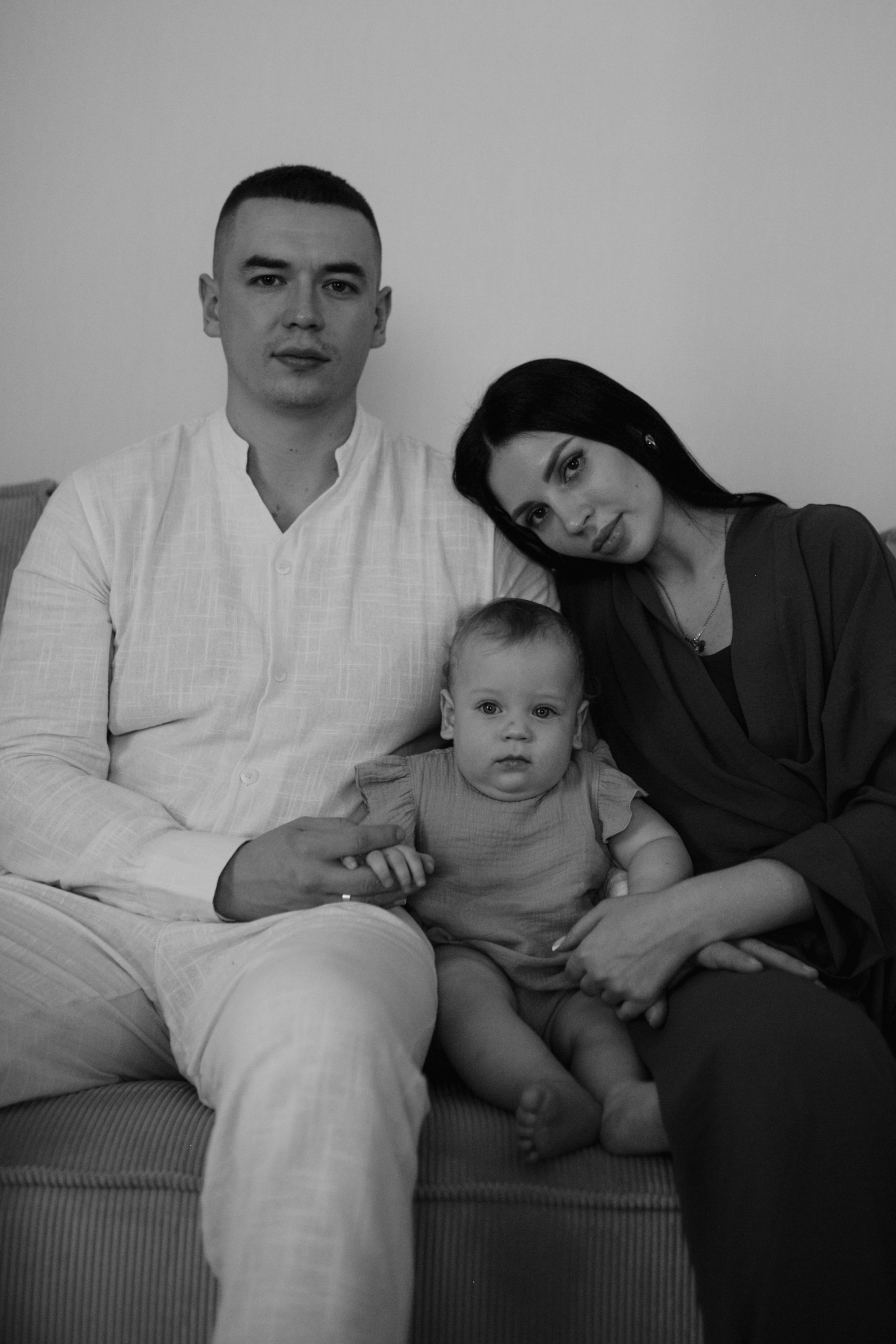 Денис, Юля и крошка Варвара. Семейный фотограф в Москве и Люберцах Юлия Гуськова