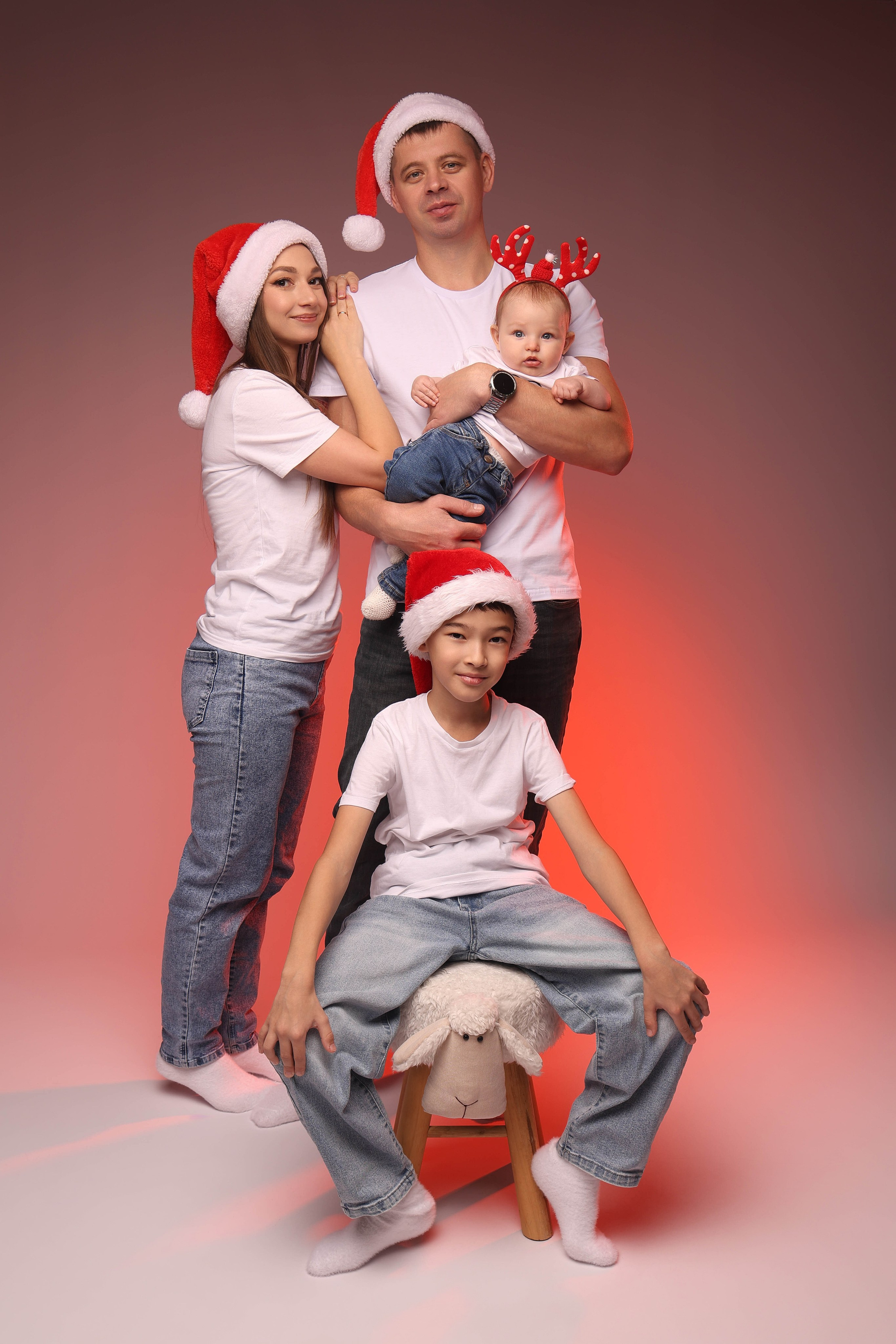 Семейная в студии. Семейный фотограф в Дзержинске Наталья Лаэтина