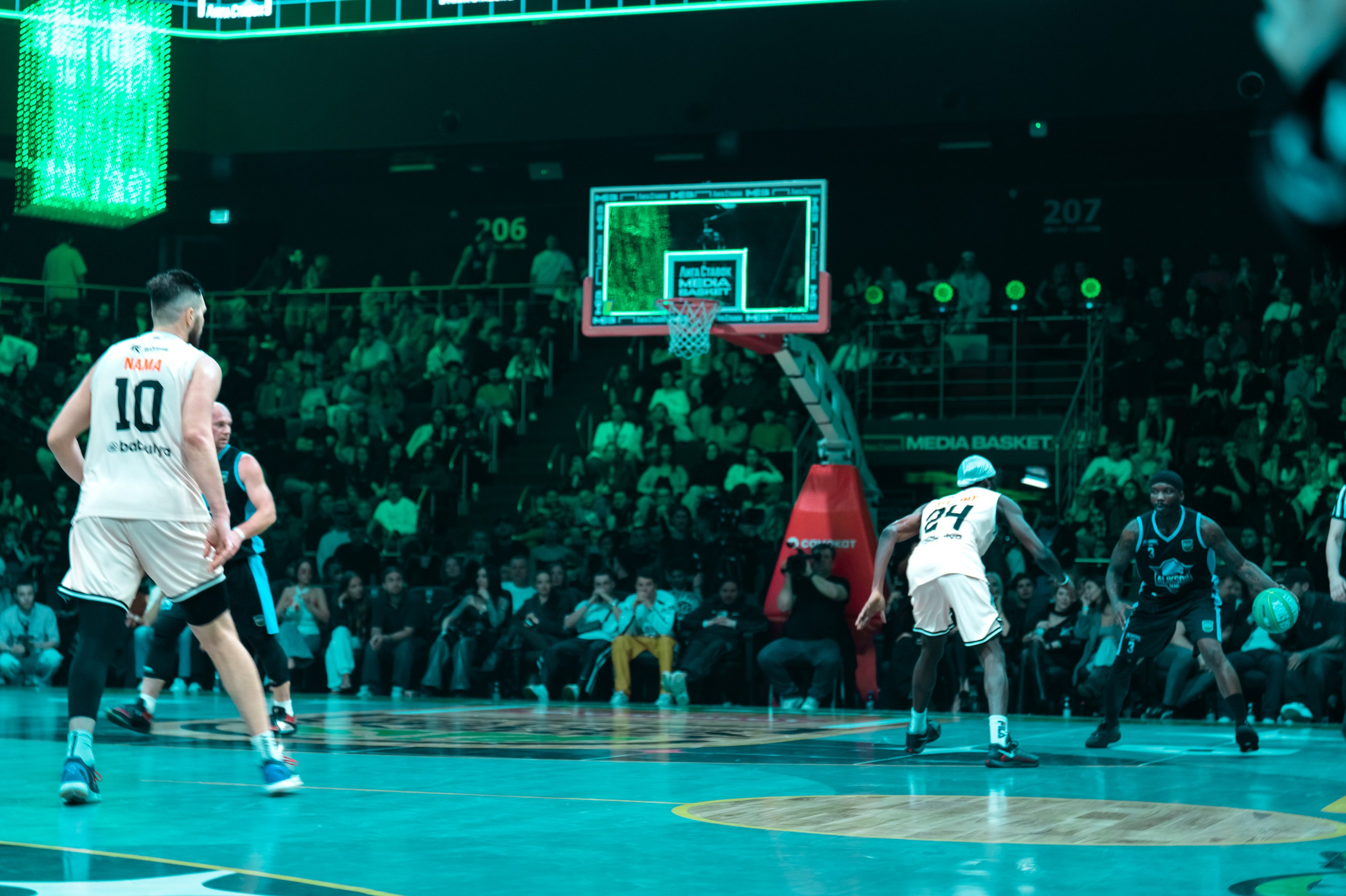 Media Basket & Лига Ставок. Фотограф Дмитрий Алехин. Репортажная съемка мероприятий в Москве