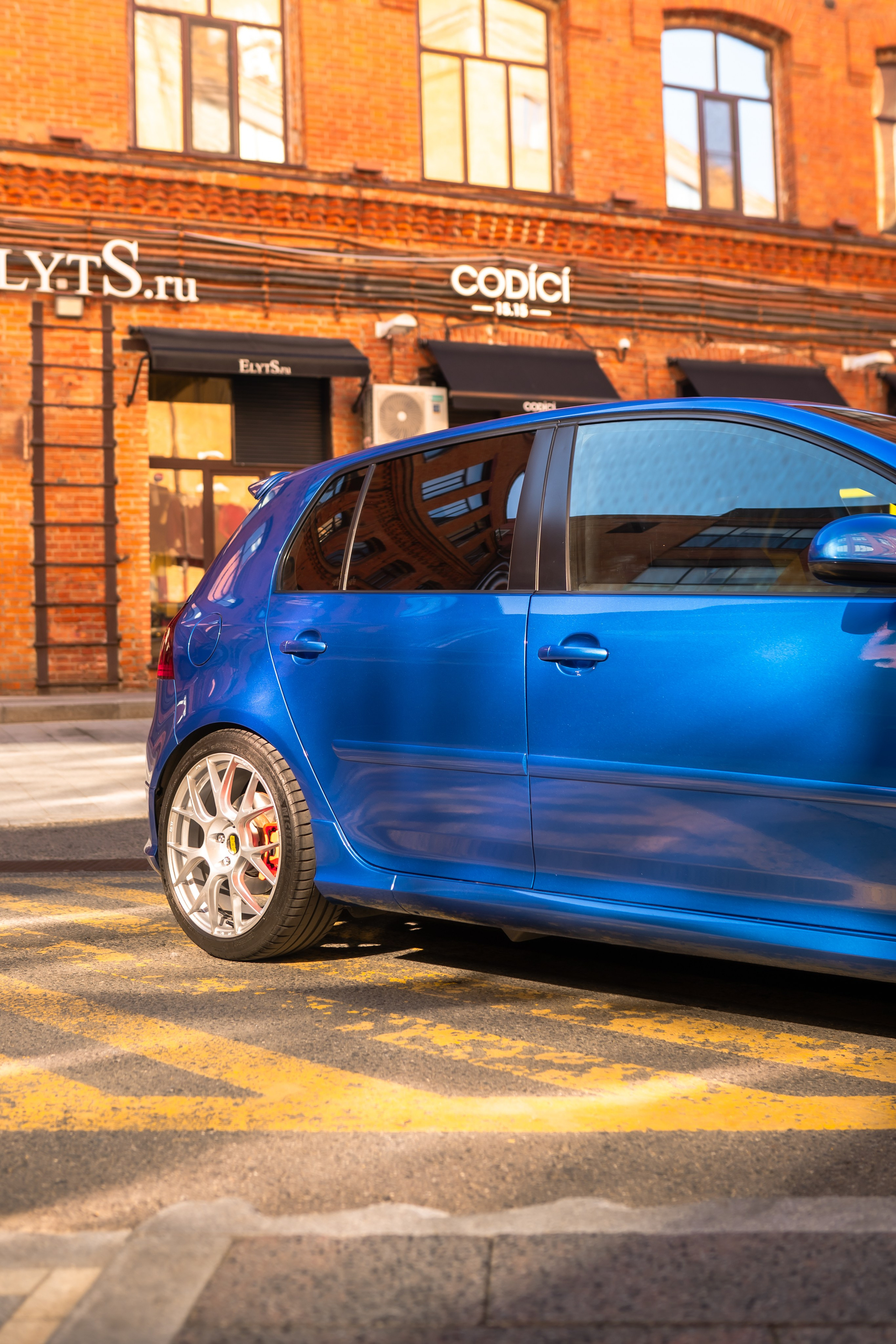 Golf GT. Mirllaev