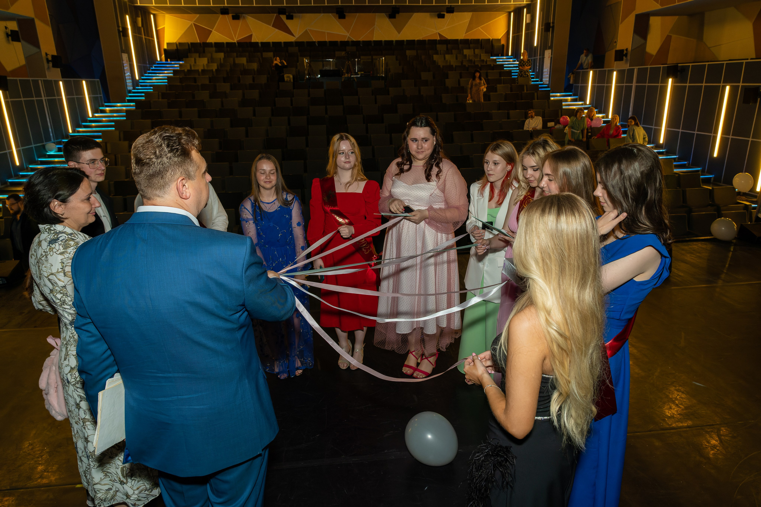 Съёмка на выпускной в школе 1155. «Студия DRONAVT`s» — видеосъёмка и фотография г. Москва