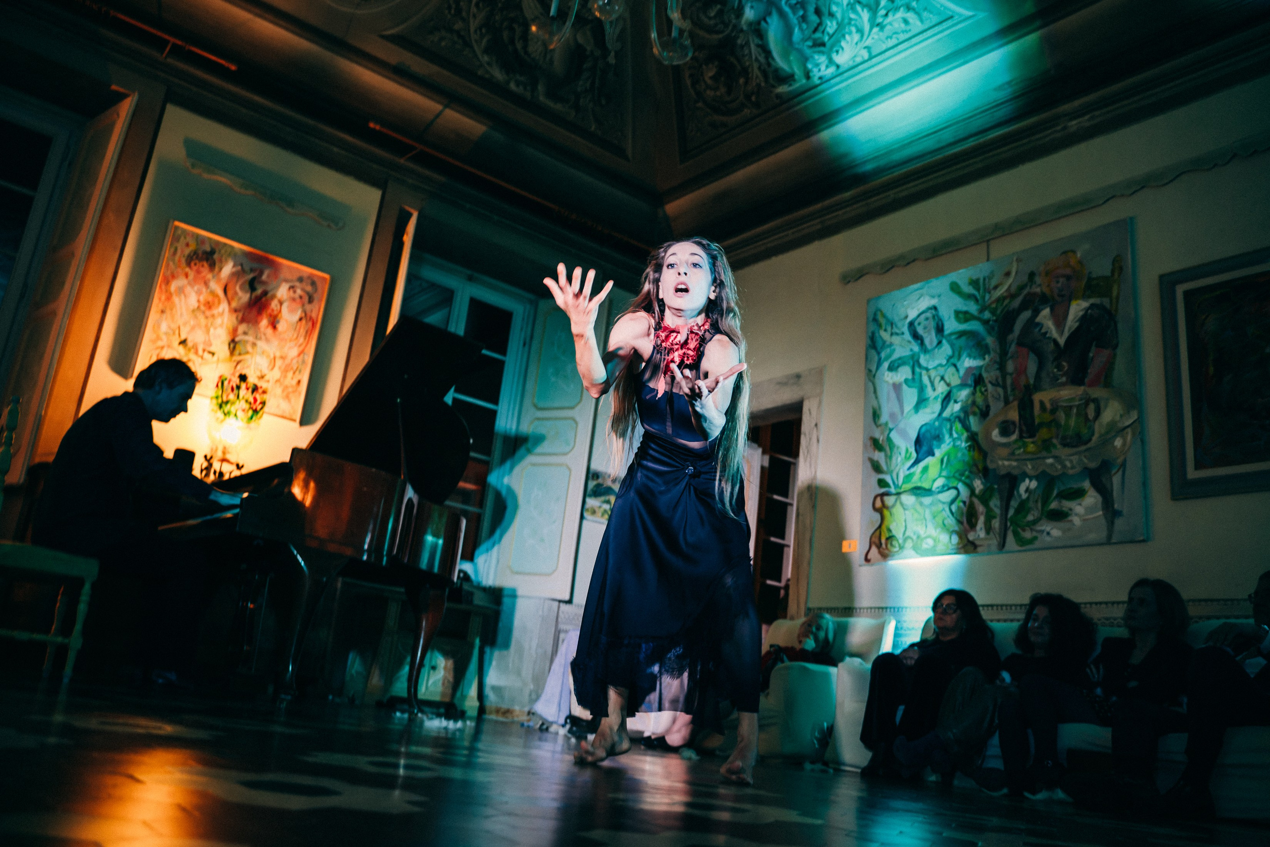 Corporate Event Photography: Capturing Success in Every Frame. Family Lifestyle Photographer in Lucca, Italia