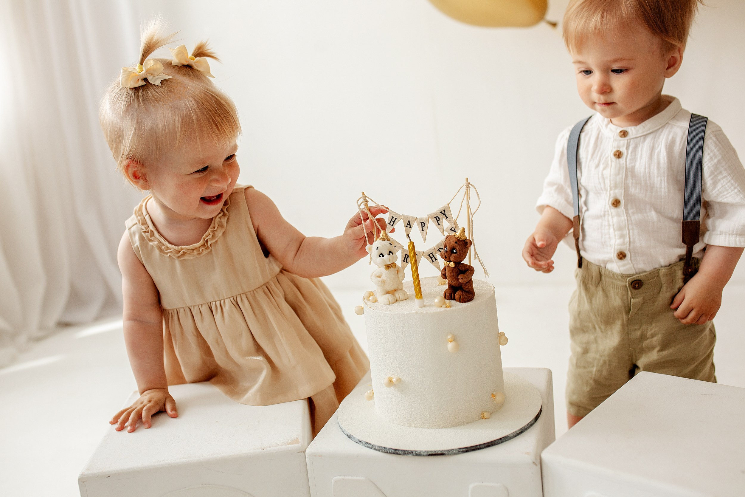 ВАРЯ и ИЛЬЯ 1 год. Фотограф новорожденных Оксана Полевская