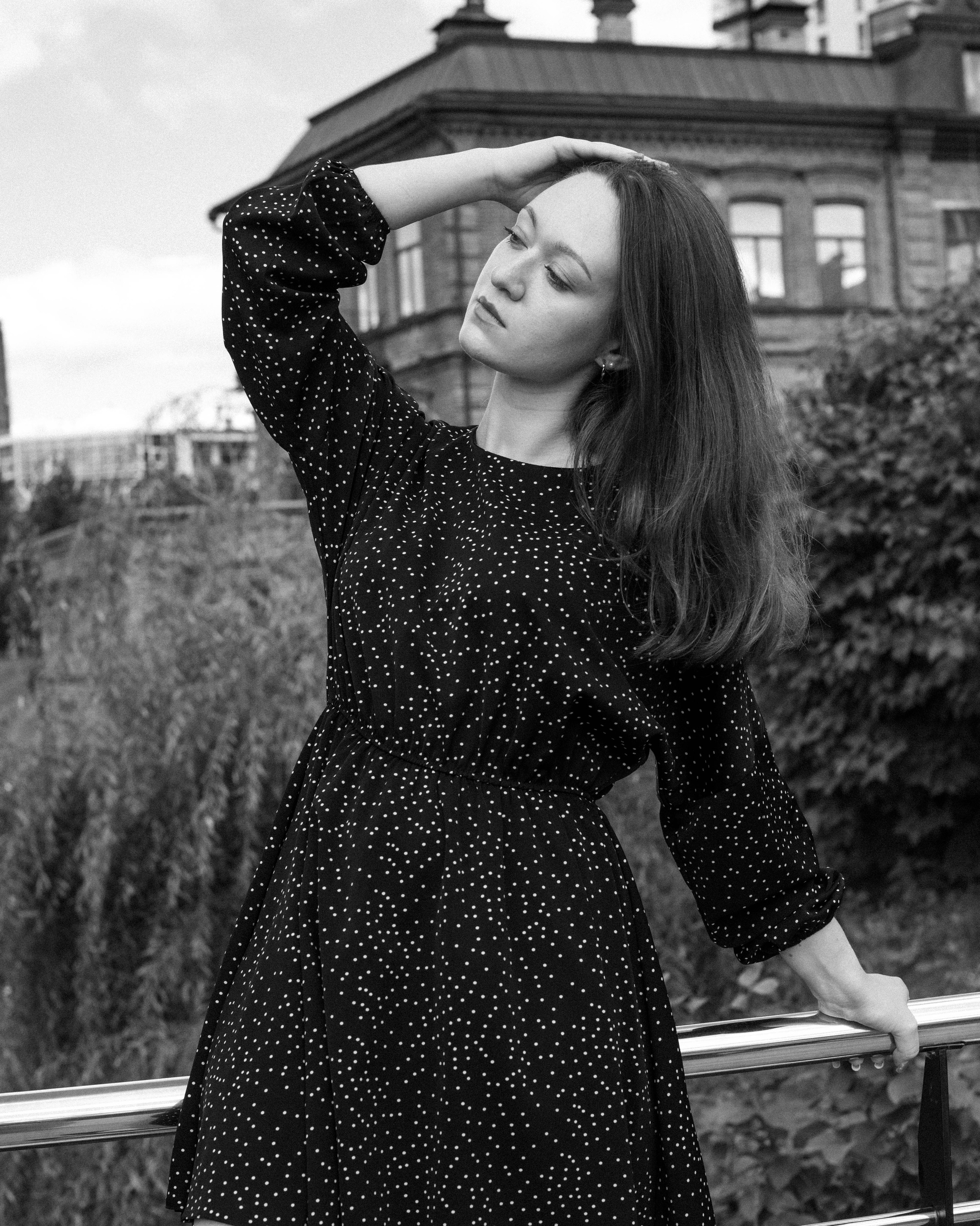 Настя. Женский фотограф. Создатель украшений ручной работы. Модель