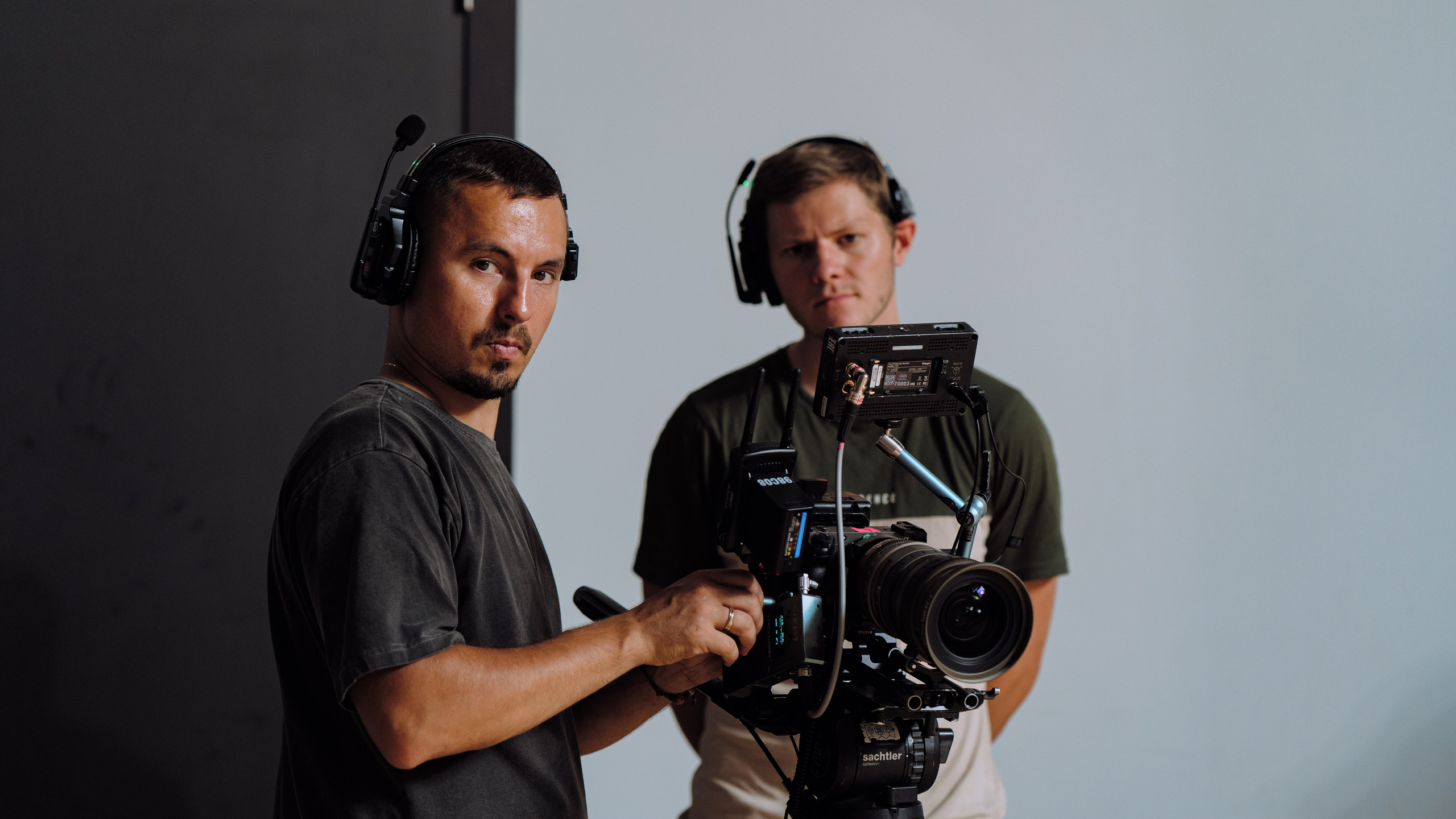 Женя Медведева / Уроки истории. Творческий и репортажный фотограф в Москве Клим Долгов