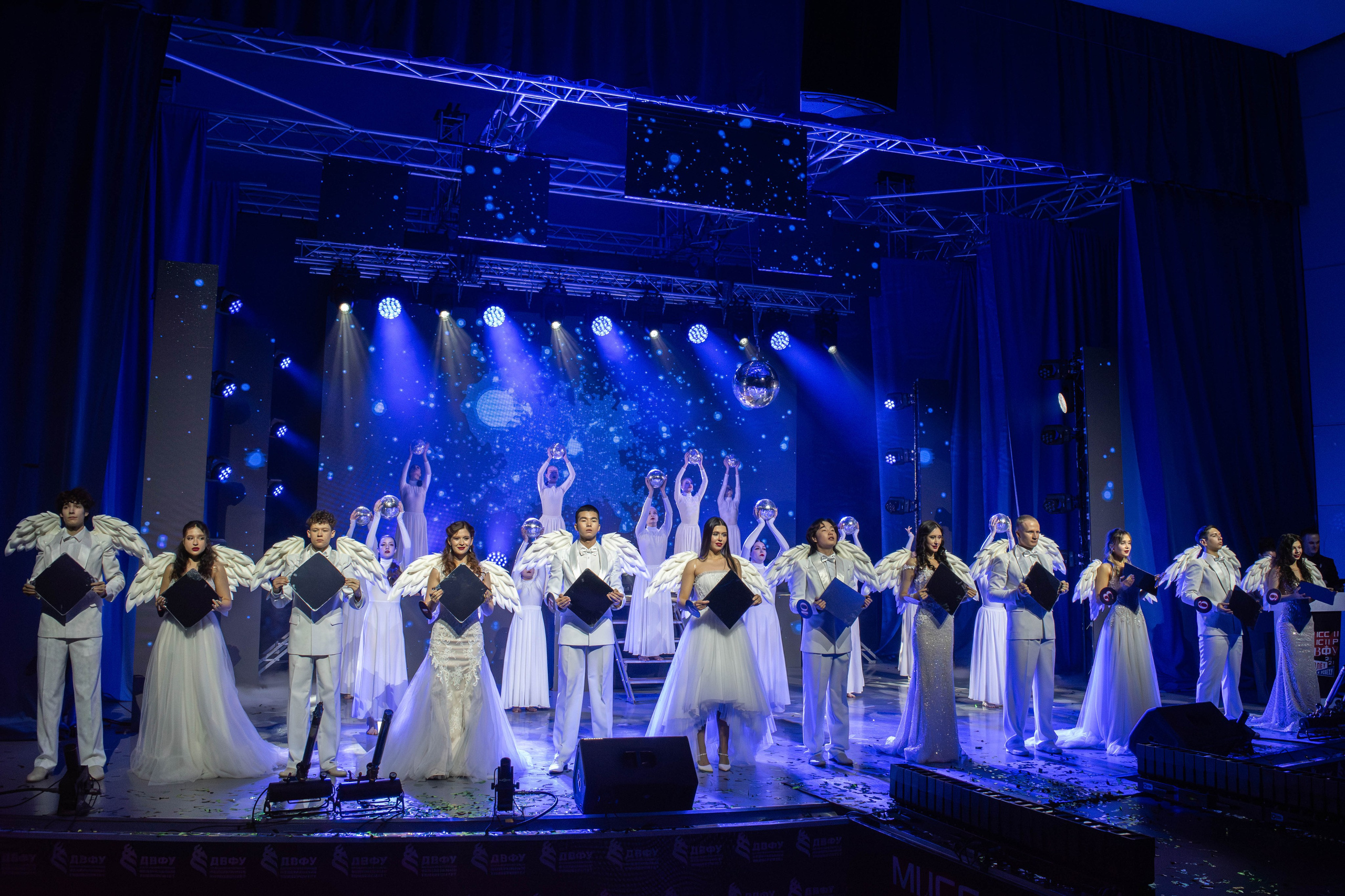 Мисс и Мистер ДВФУ 2024. Репортажный фотограф во Владивостоке Анастасия Кострова