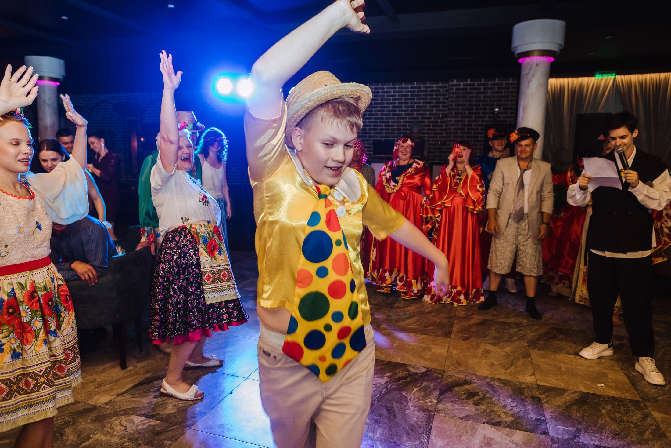 Александр и Ольга. Фотографы в городе Волгограде — Людмила Агеева и Алексей Околелов