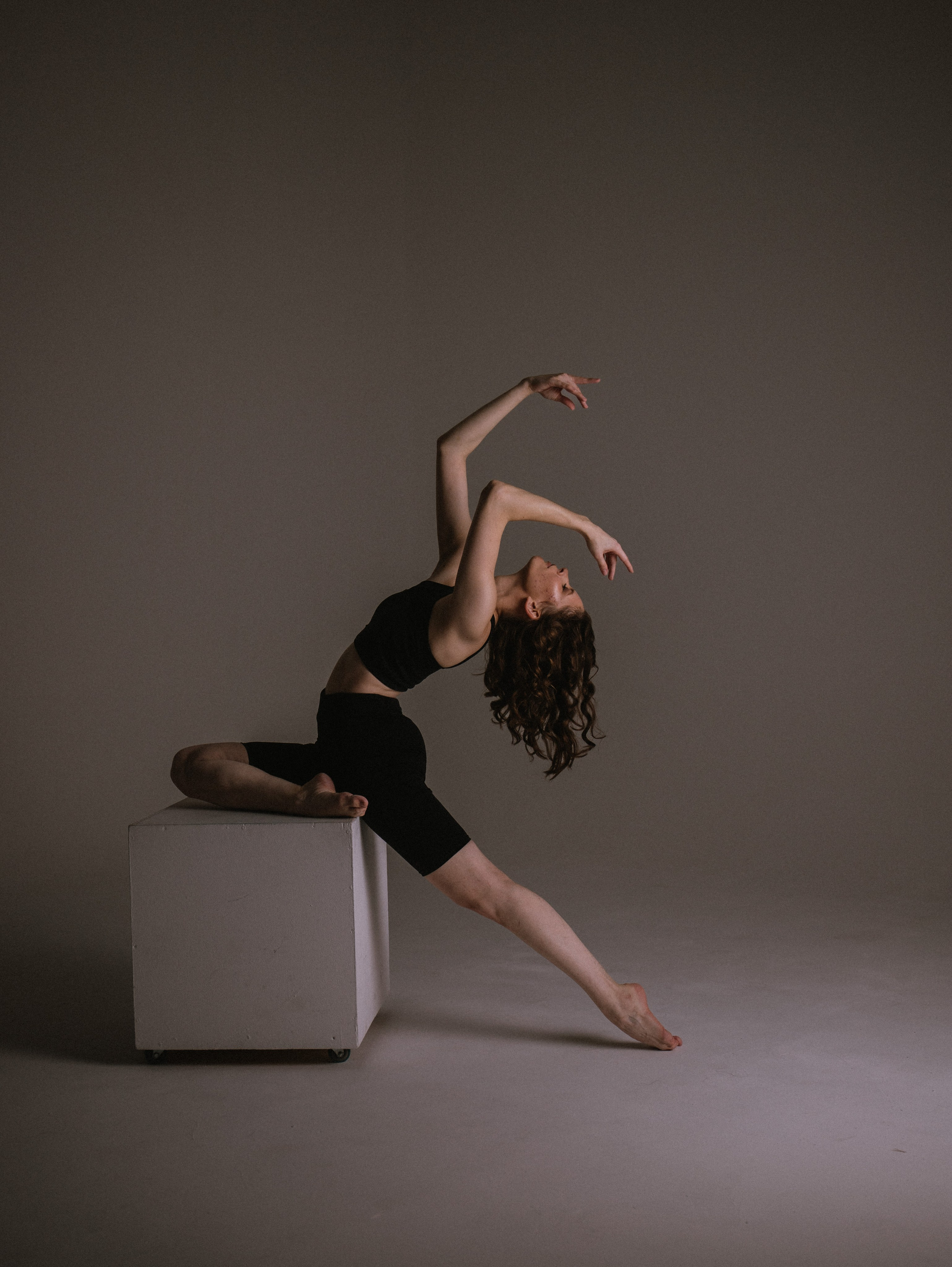 Спорт-эстетика на циклораме. Свадебный и семейный фотограф в Москве Мила Широких