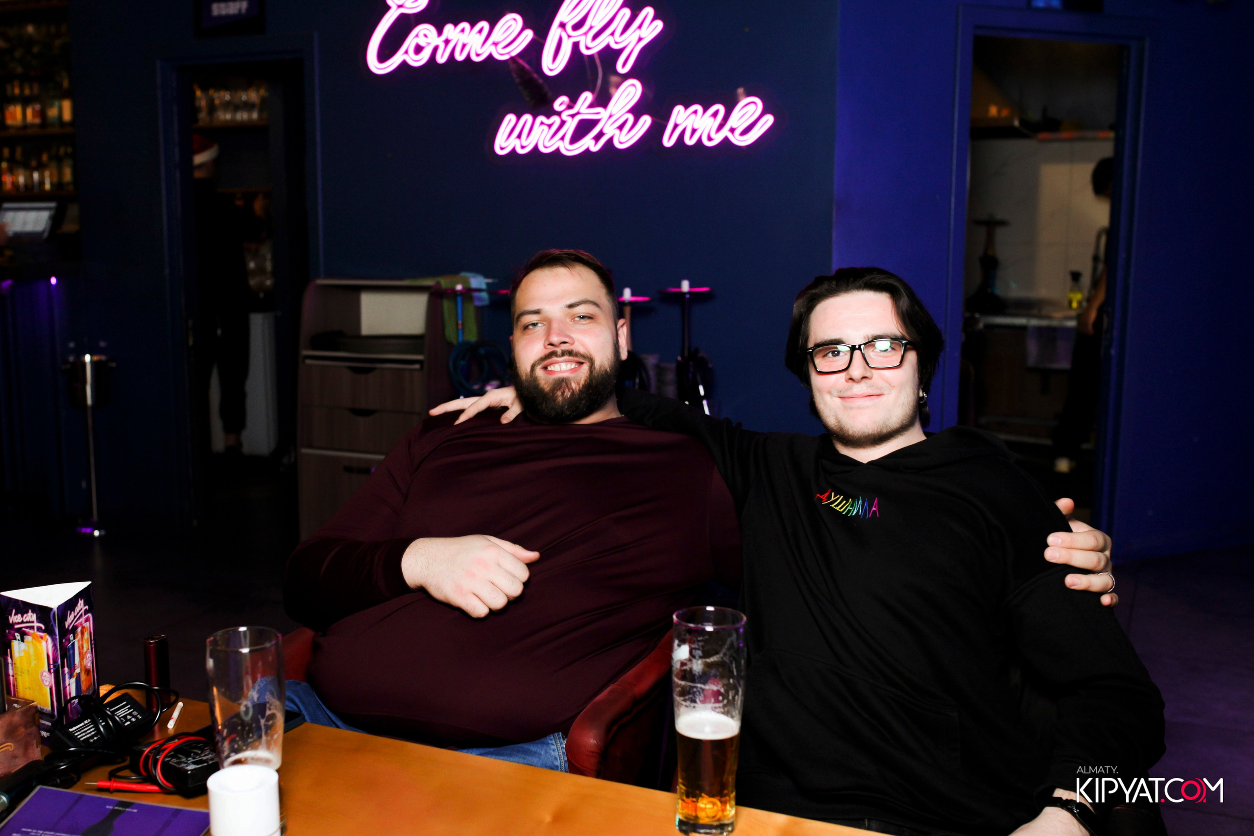 VICE CITY. КИПЯТКОМ АЛМАТЫ! Фотосъемка мероприятий в Алматы