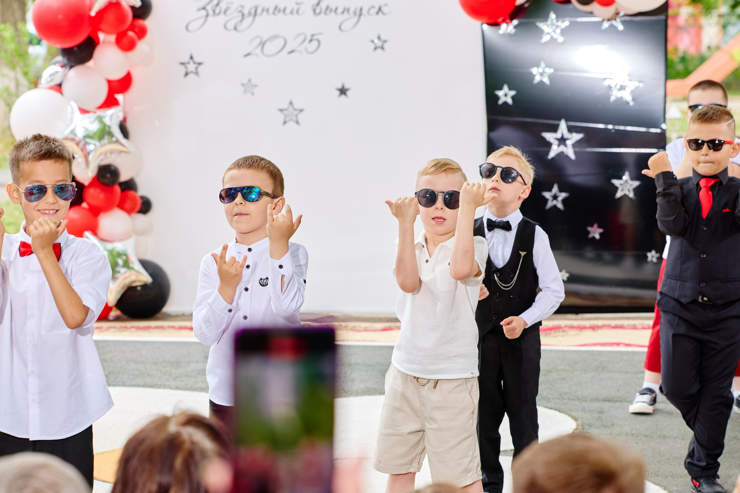 Выпускной 45 сад. Фотограф Выпускные альбомы Таганрог Сергей Коробченко