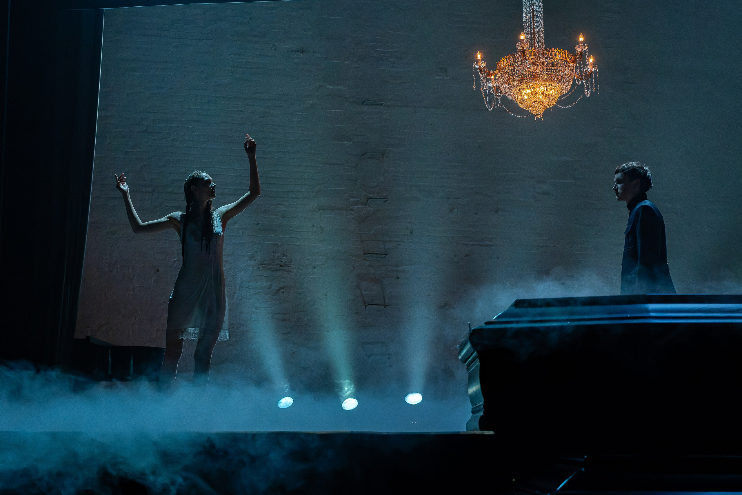 Гамлет, театр на Таганке, реж. Мурат Абукалтинов. Фотограф и режиссер Московко Екатерина