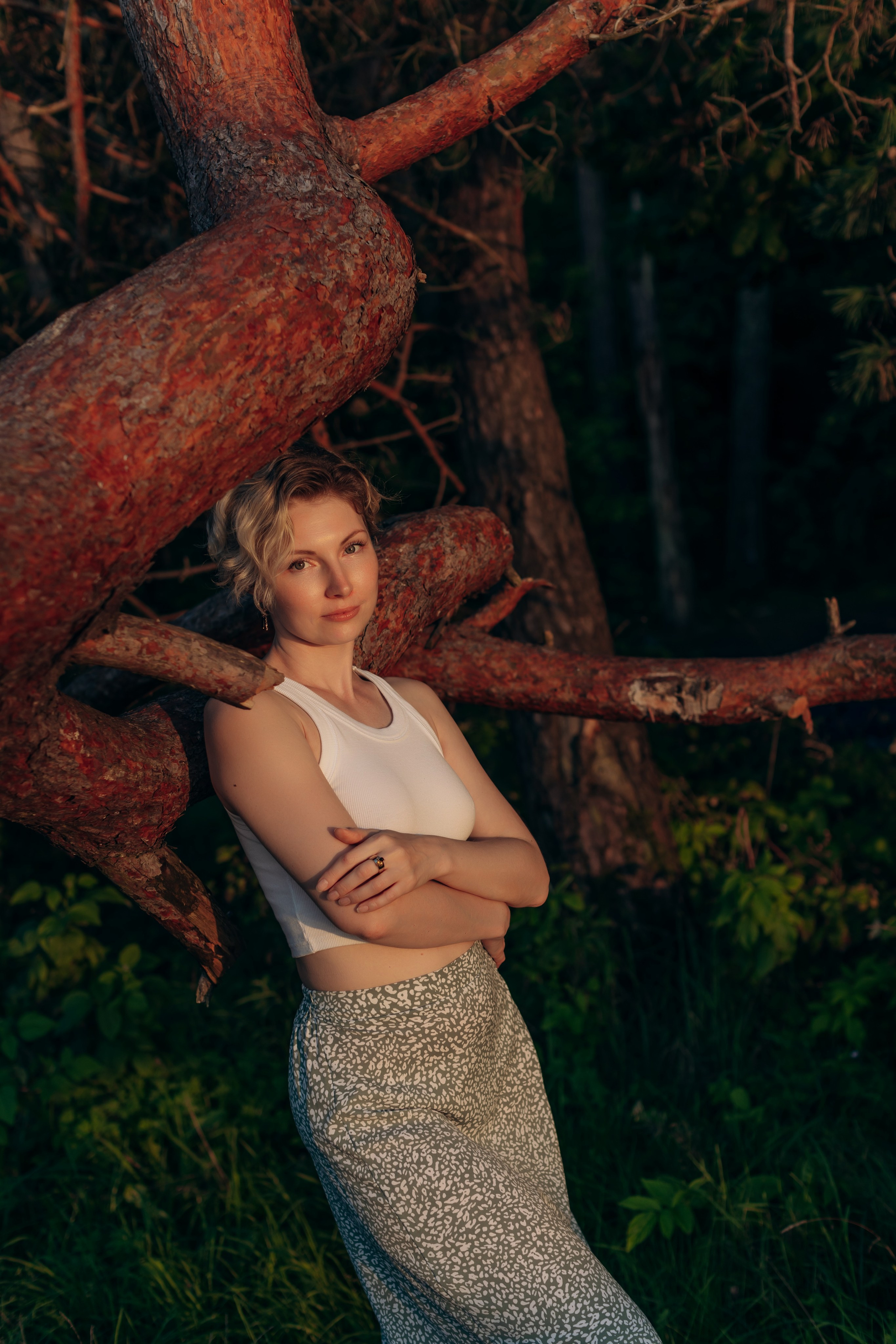 Подруги Пионеский Сосновый бор закат. Фотограф в Калининграде свадебная фотография, репортажная, фотосессии