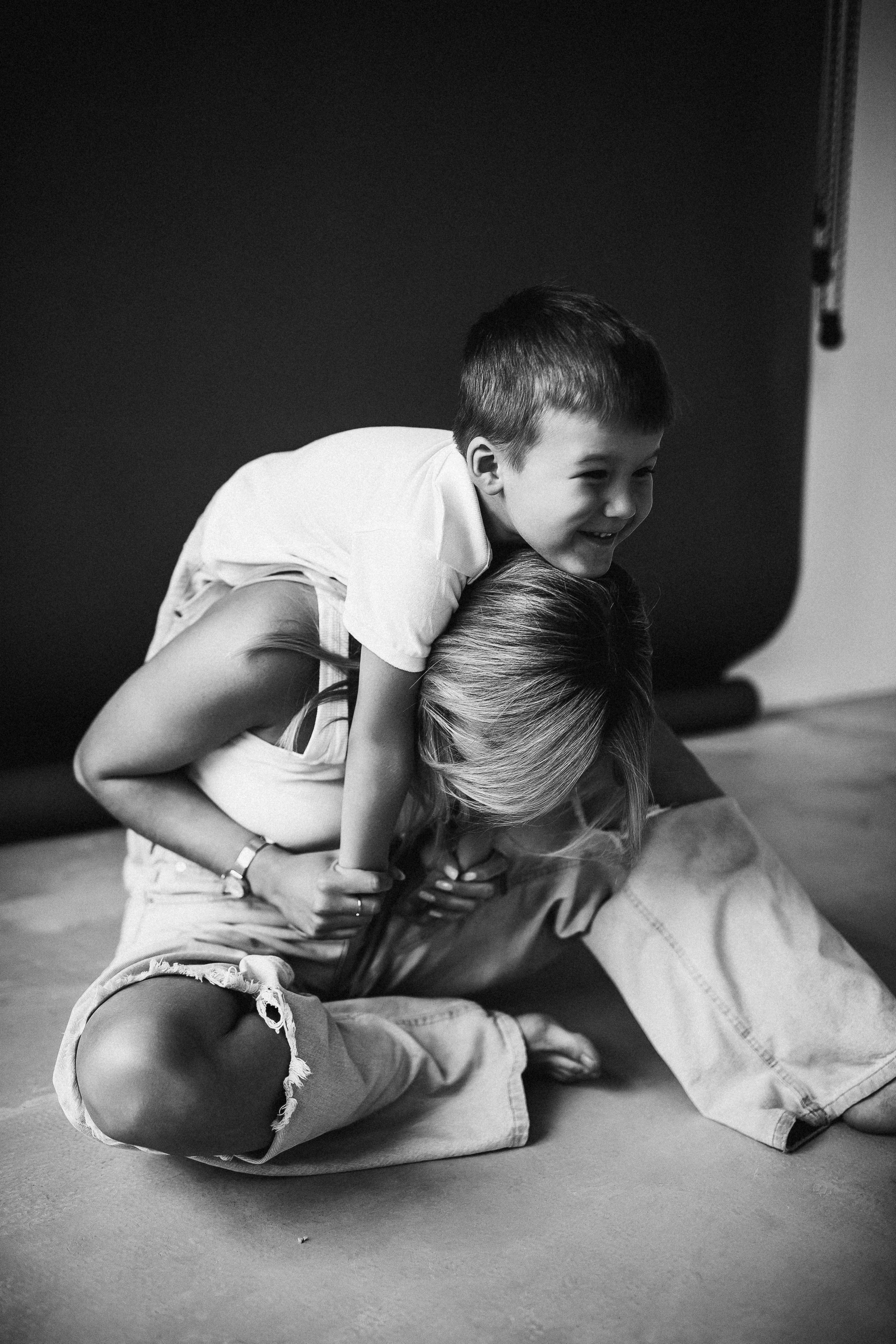 Женя с детками. Семейная съемка — это красивый способ признаться своей семье в любви