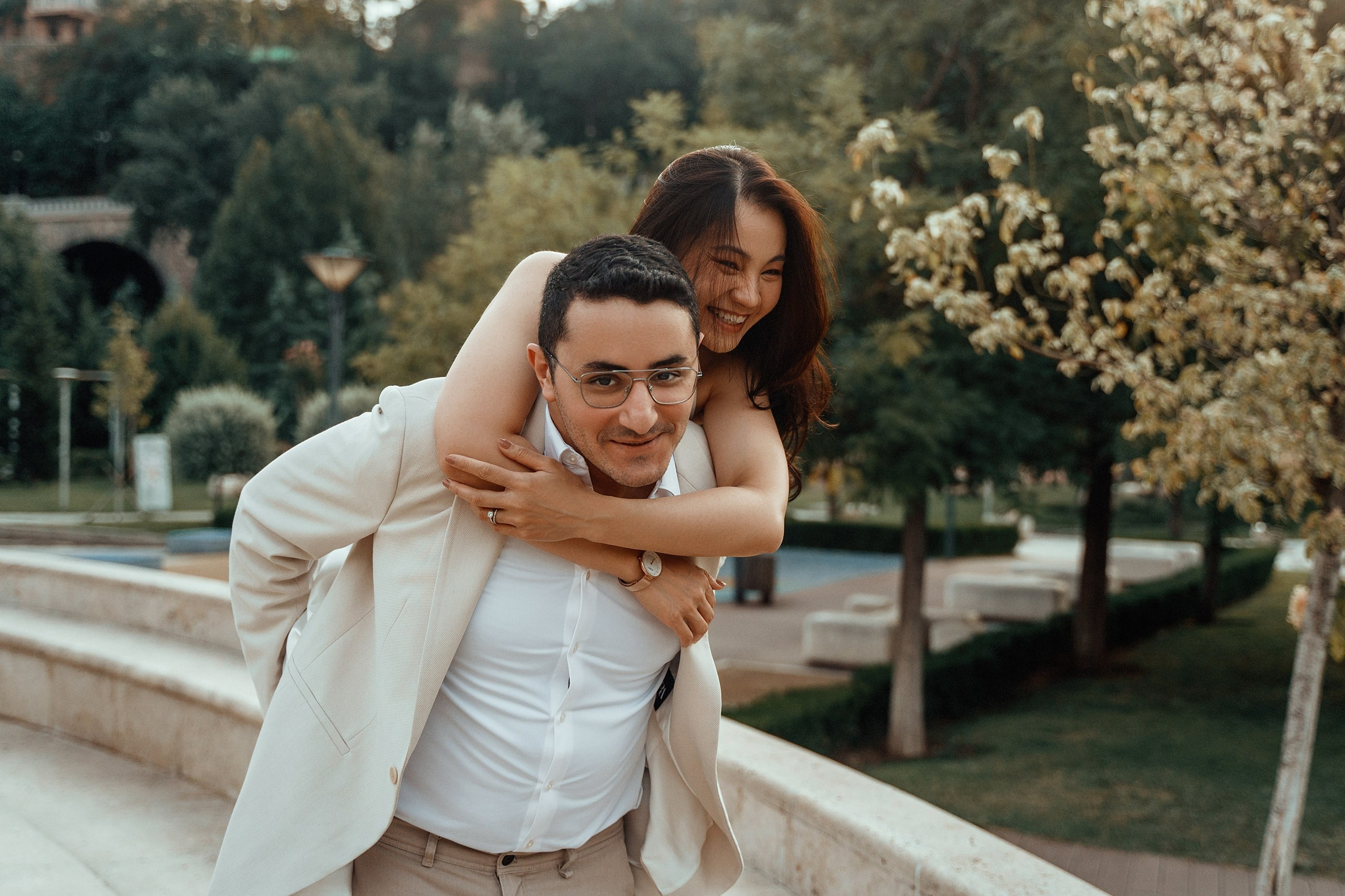 Alaeddine & Matika on the Peace Bridge in Tbilisi. Photographer Sergey Otkrytyi in Batumi & Tbilisi
