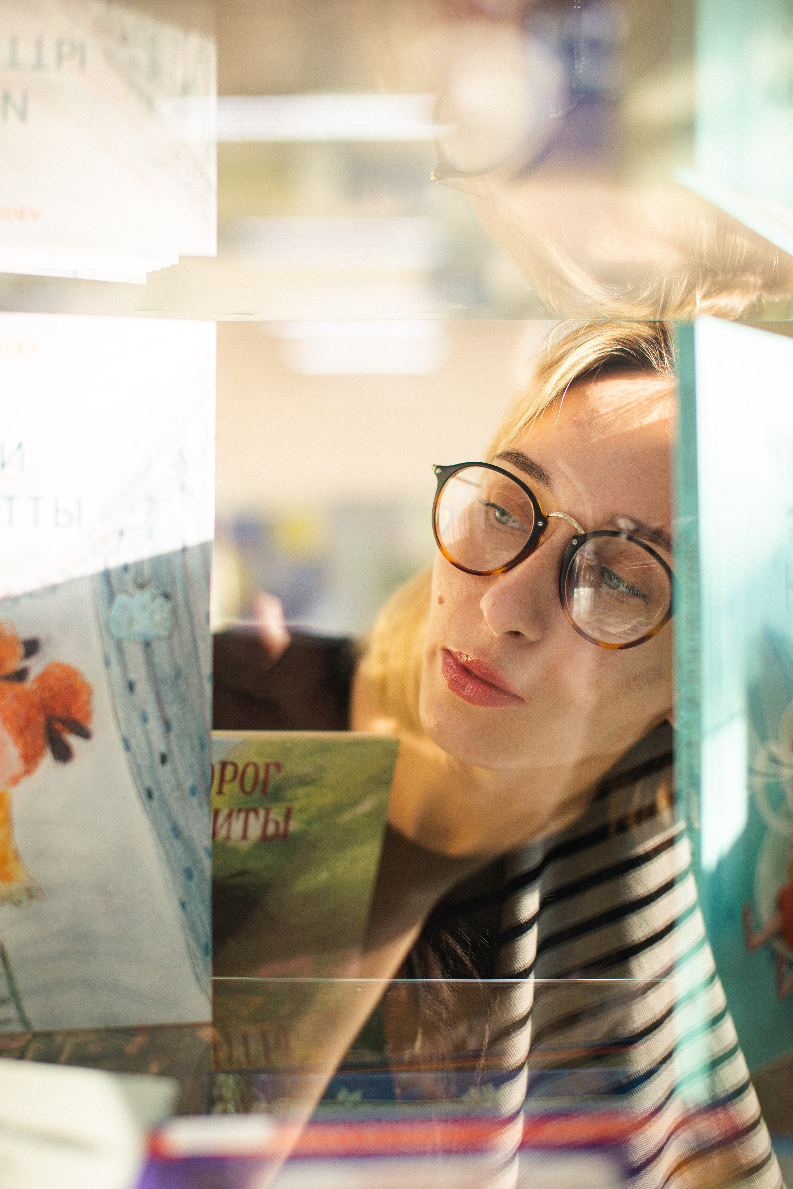 Моя мама работает в книжном. Семейный и детский фотограф в Москве Евгения Загайнова