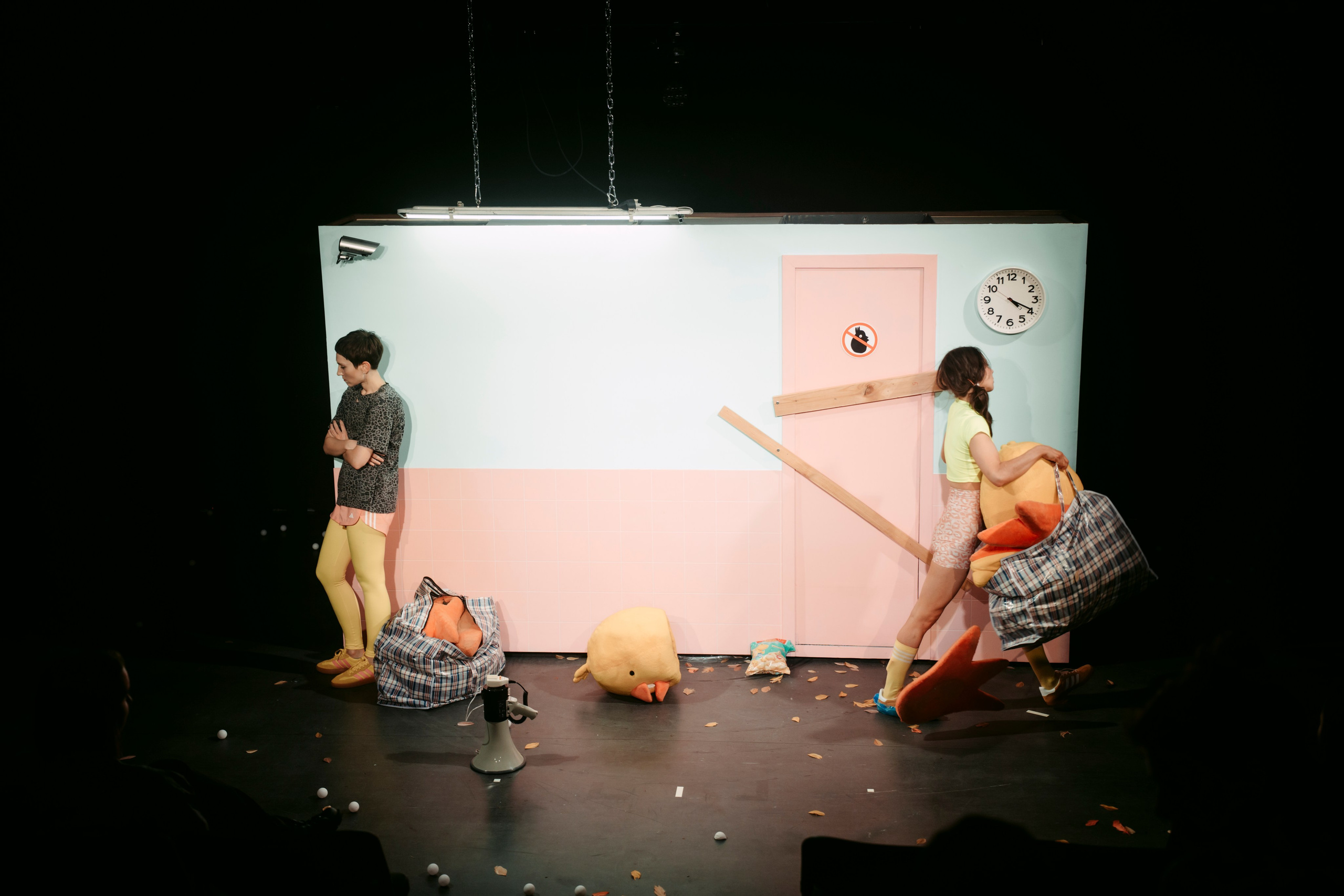 Затворник и Шестипалый. Главная